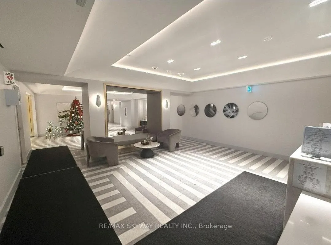 Photo 2 of Unit 341, 26 Gibbs Road, Etobicoke, Islington-City Centre West — HOMEH