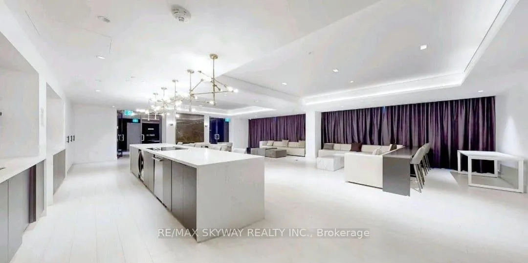 Photo 11 of Unit 341, 26 Gibbs Road, Etobicoke, Islington-City Centre West — HOMEH