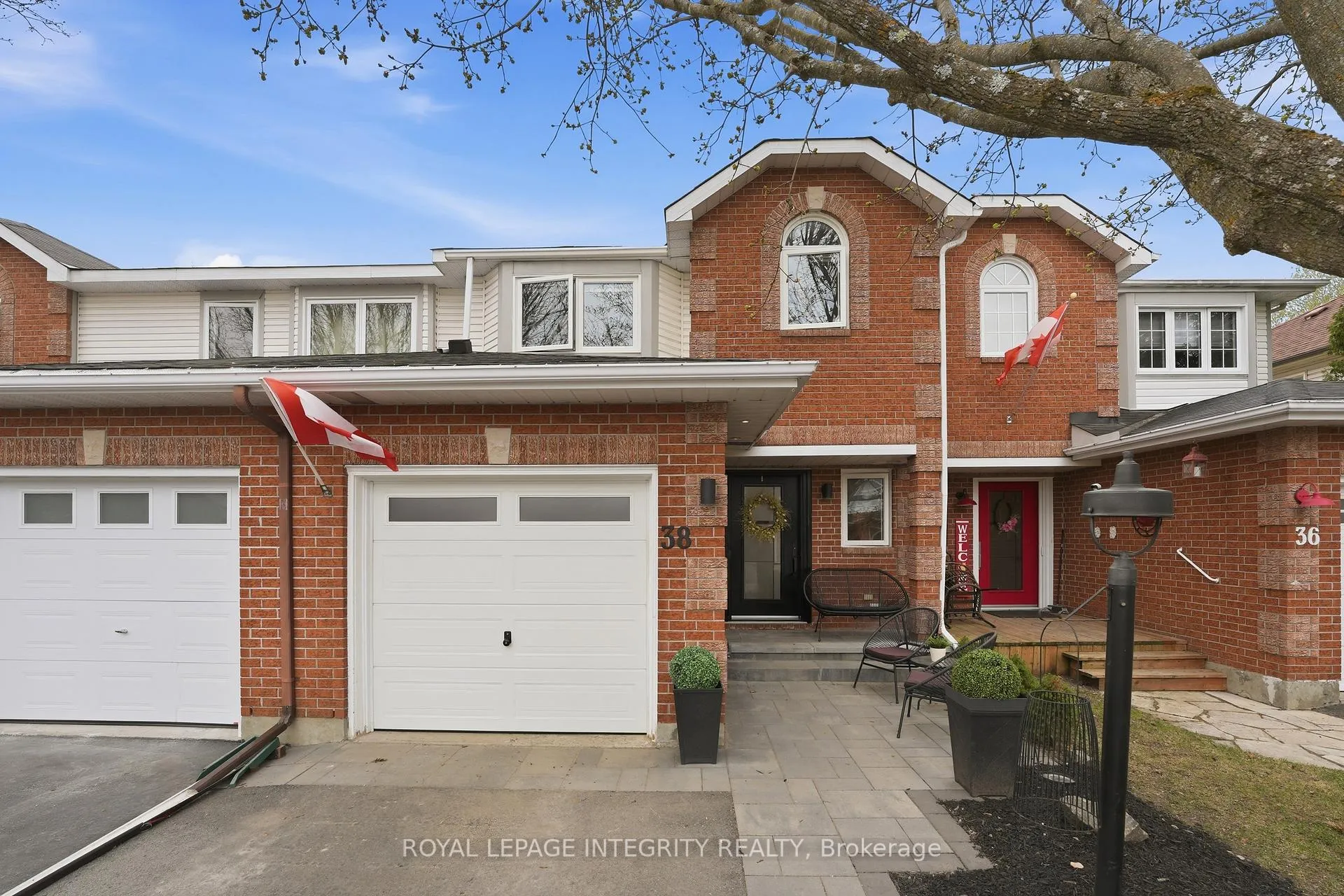 Photo 1 of 38 Aintree Place, Ottawa, Kanata - Bridlewood — HOMEH