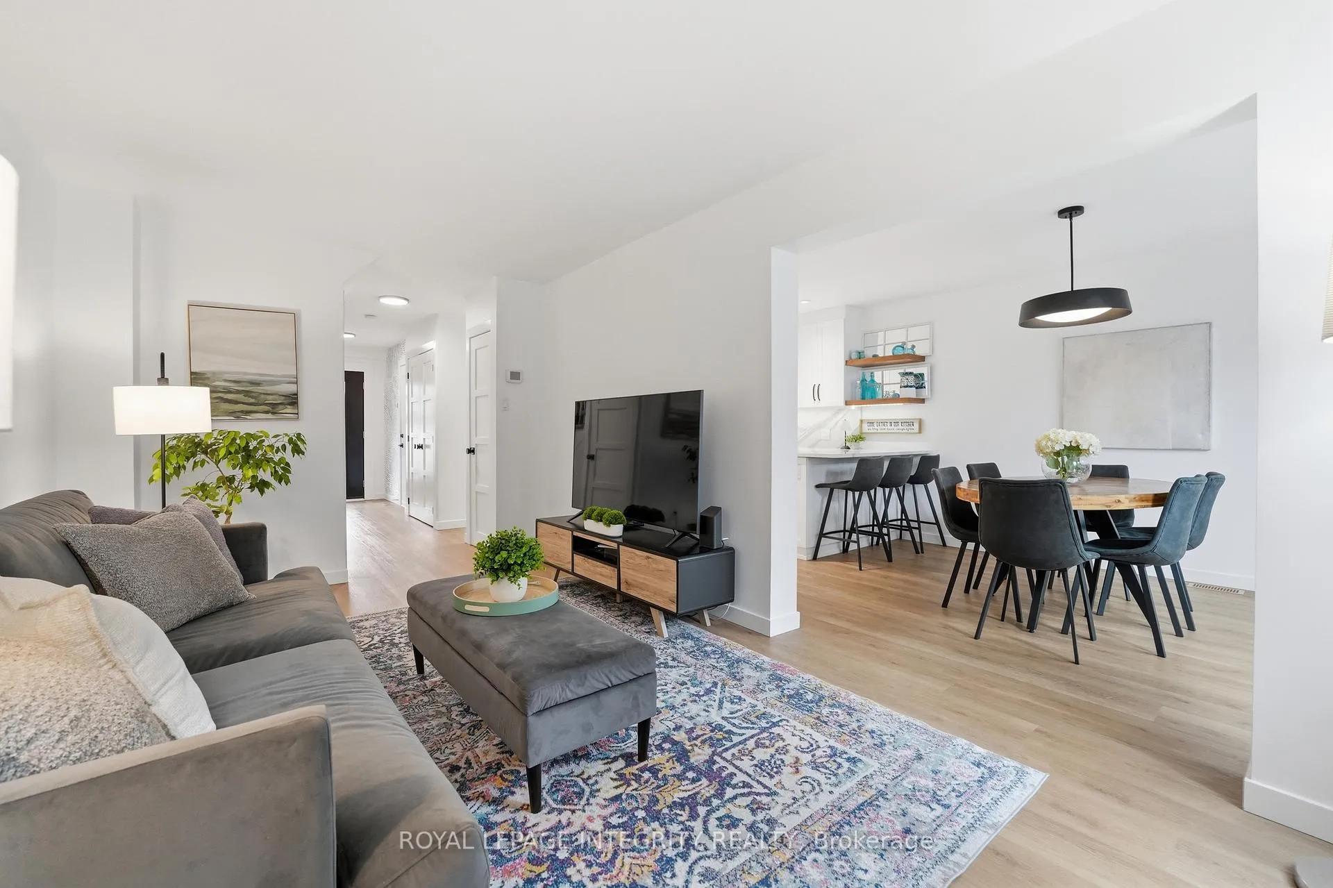 Photo 8 of 38 Aintree Place, Ottawa, Kanata - Bridlewood — HOMEH