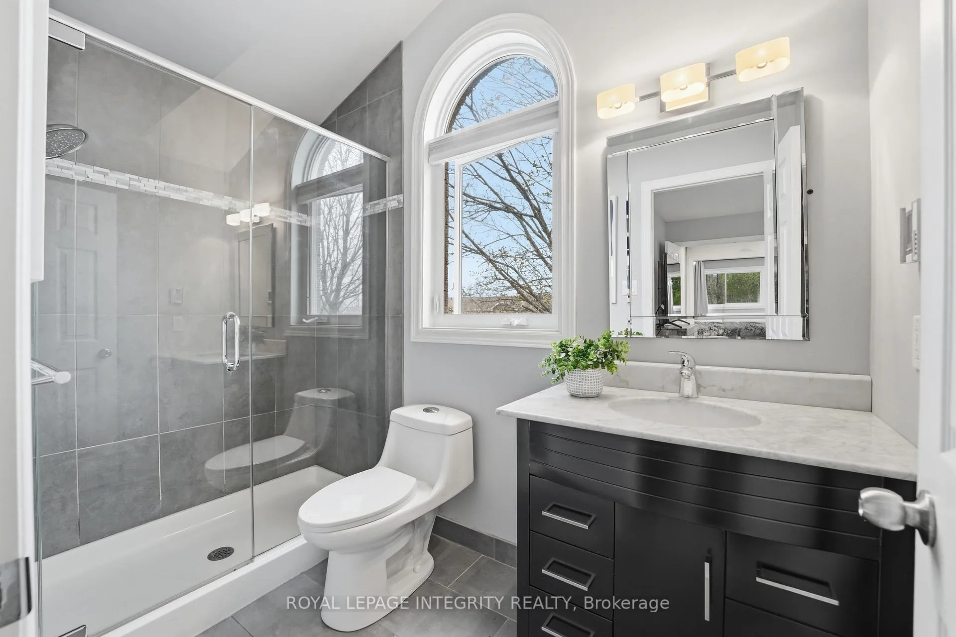 Photo 22 of 38 Aintree Place, Ottawa, Kanata - Bridlewood — HOMEH