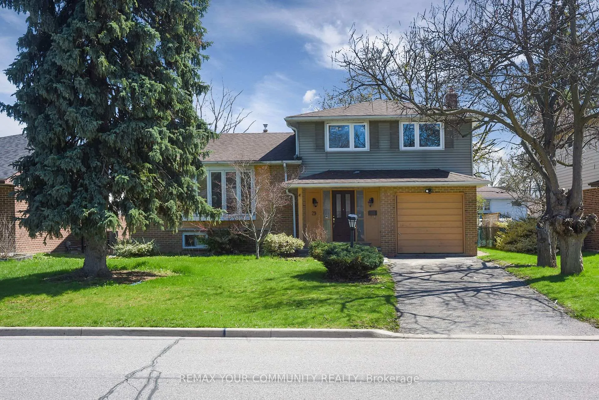 Photo 1 of 29 Colonsay Road, Markham, Royal Orchard — HOMEH