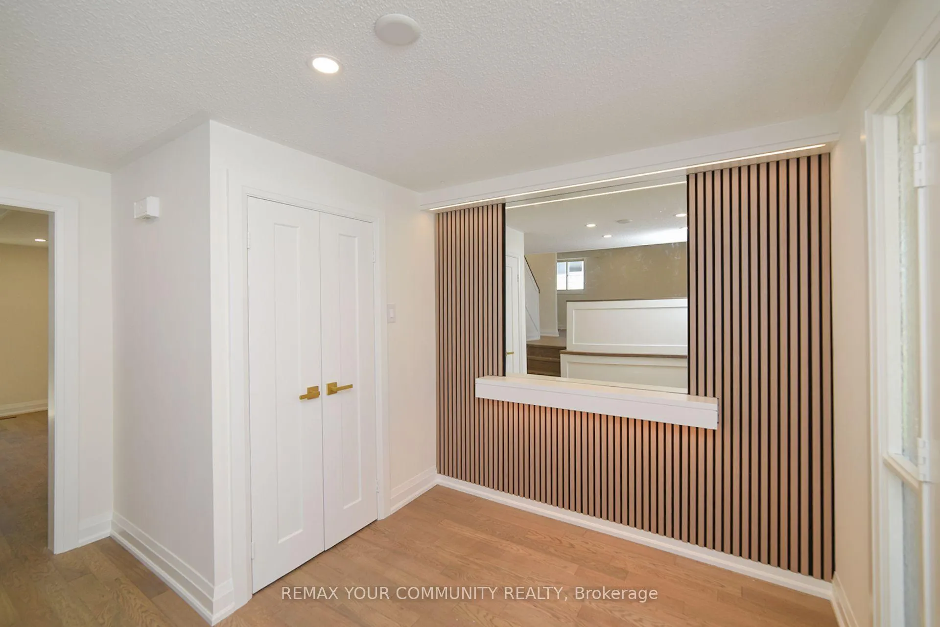 Photo 4 of 29 Colonsay Road, Markham, Royal Orchard — HOMEH