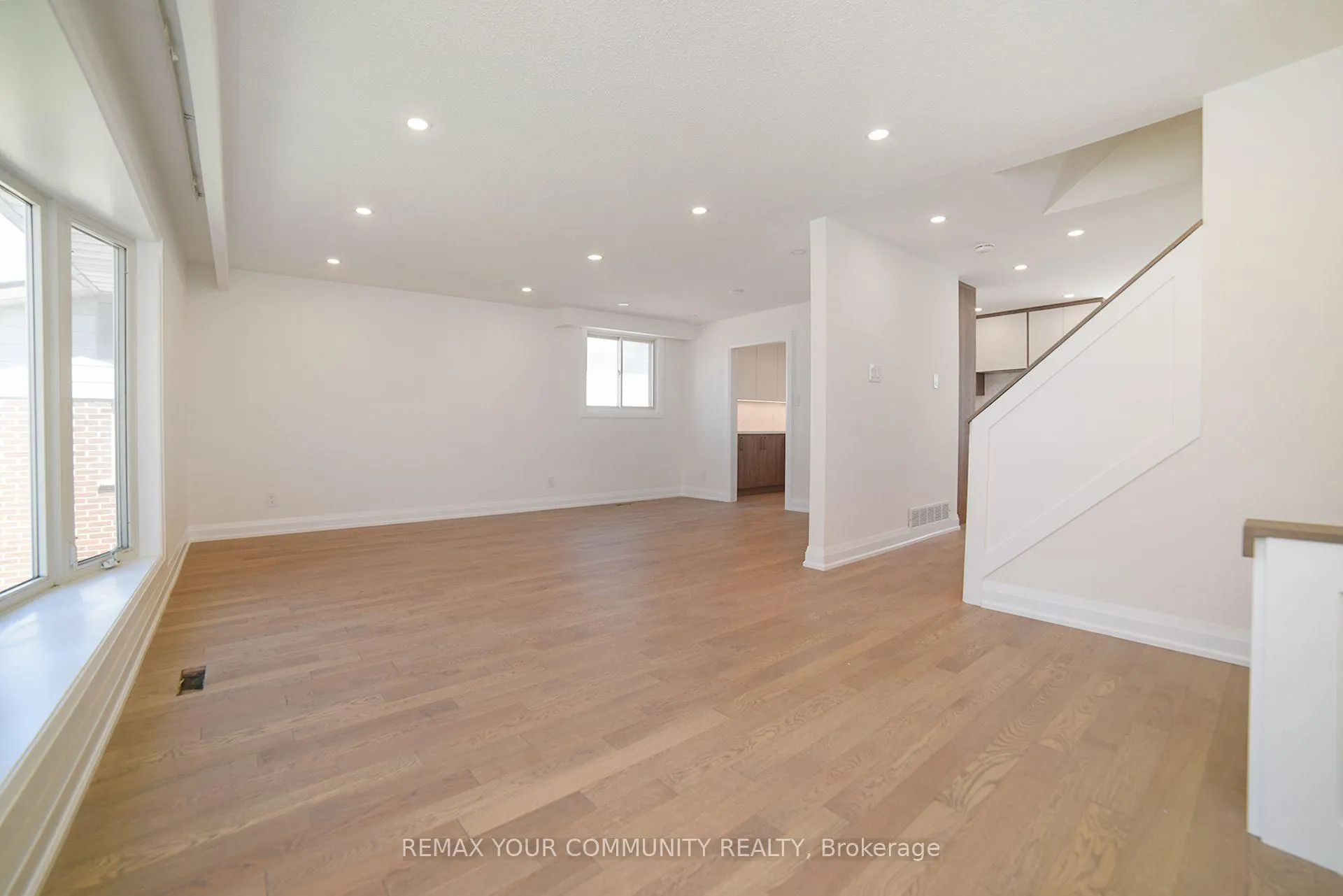 Photo 10 of 29 Colonsay Road, Markham, Royal Orchard — HOMEH