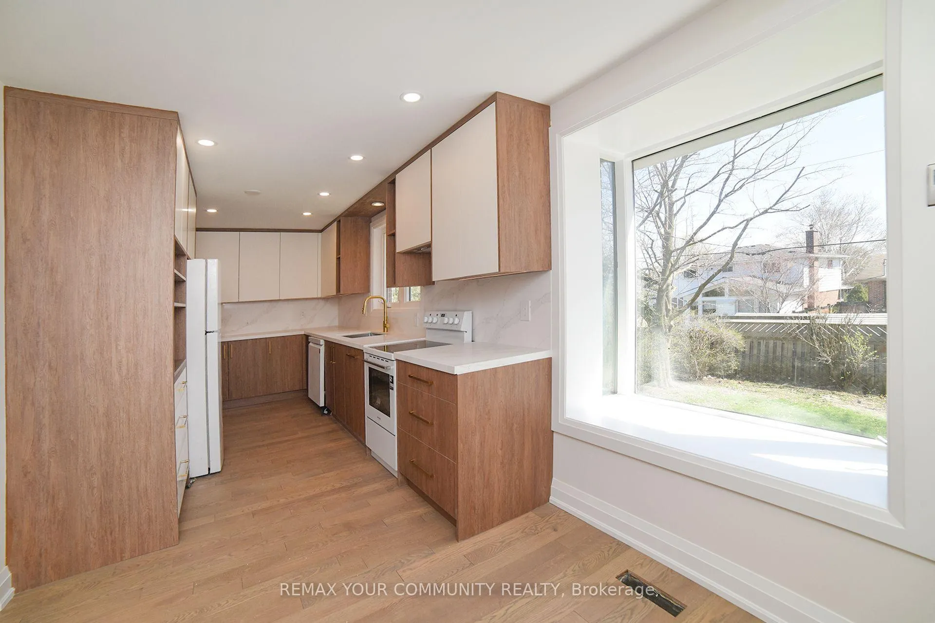 Photo 15 of 29 Colonsay Road, Markham, Royal Orchard — HOMEH