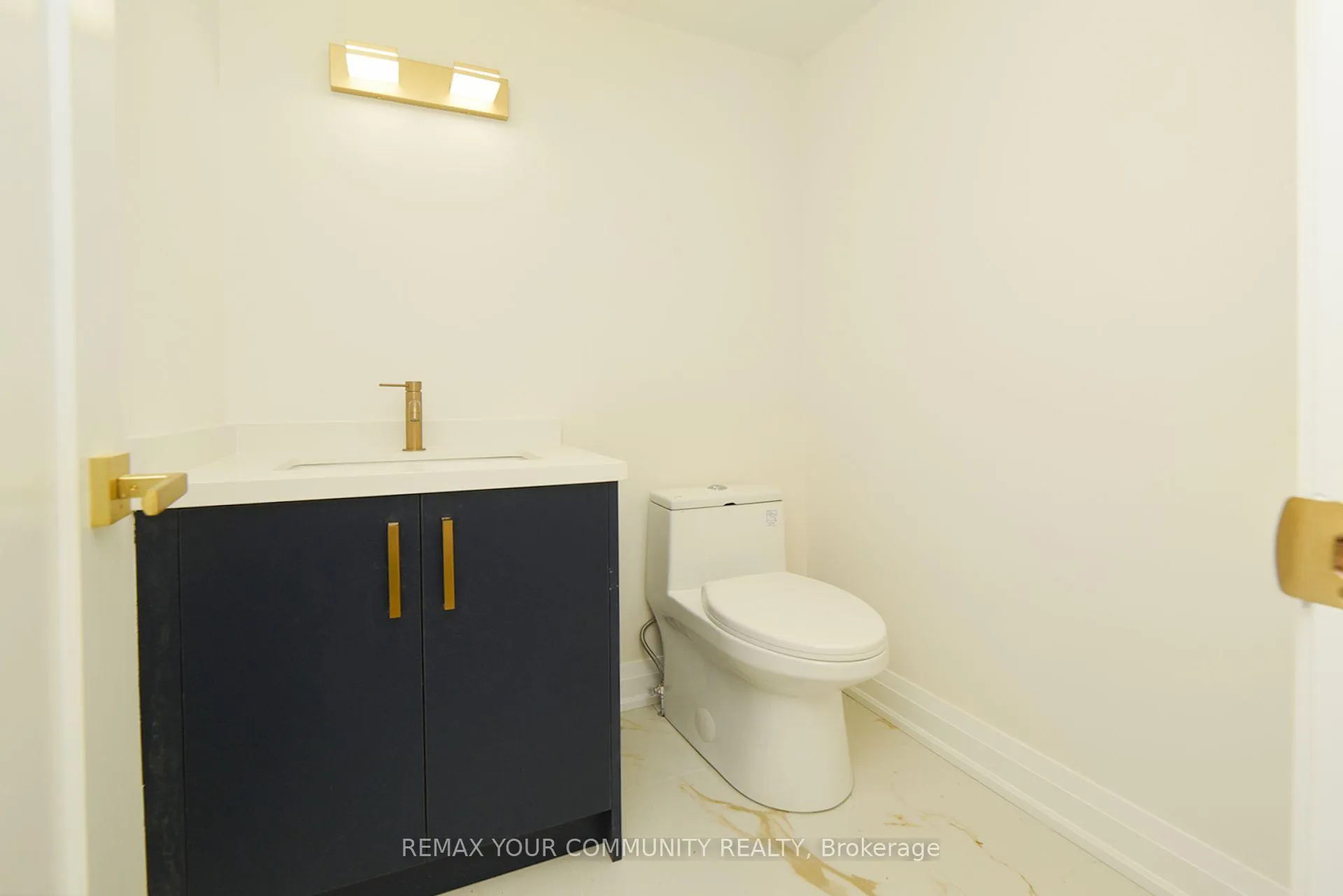 Photo 21 of 29 Colonsay Road, Markham, Royal Orchard — HOMEH