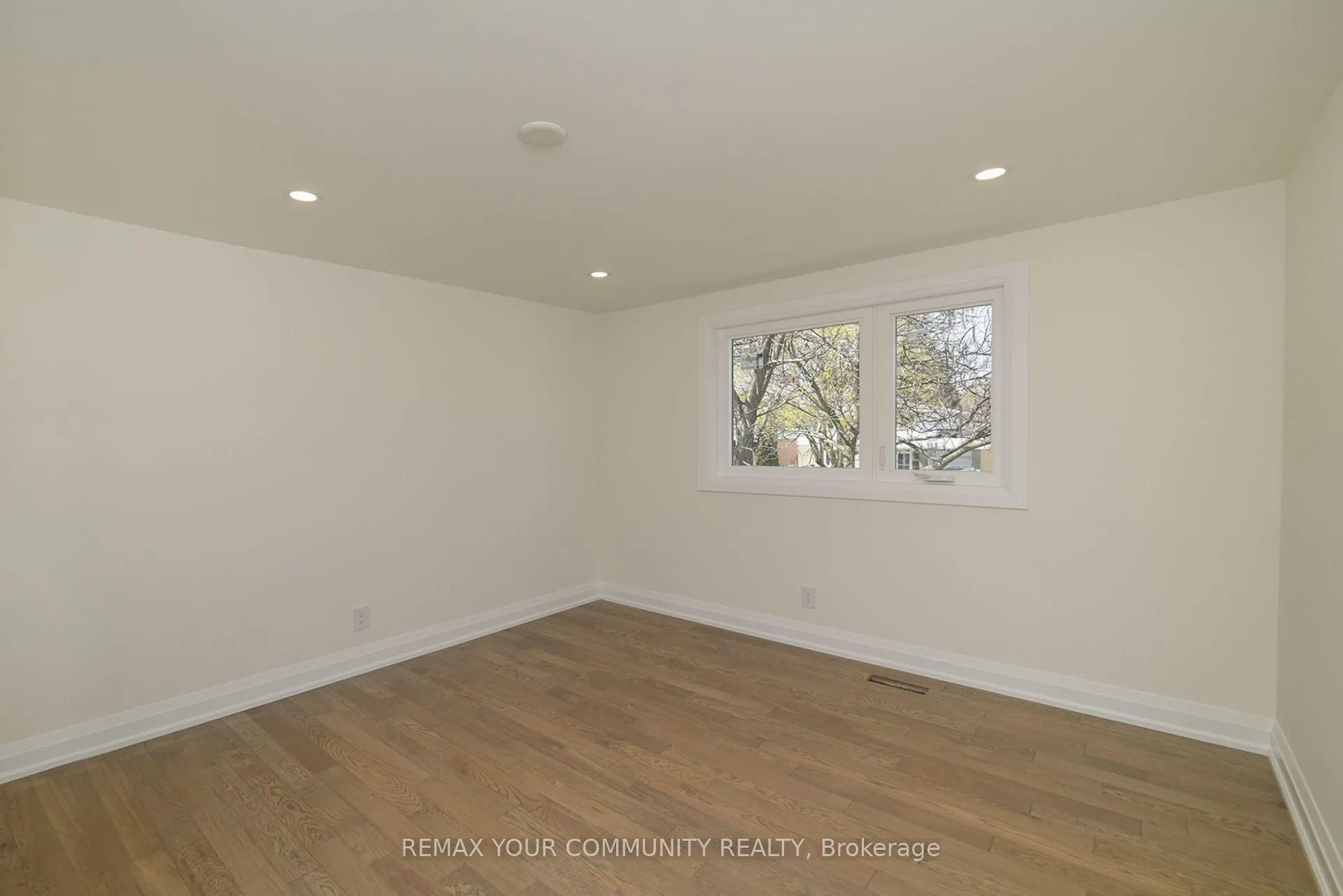 Photo 25 of 29 Colonsay Road, Markham, Royal Orchard — HOMEH
