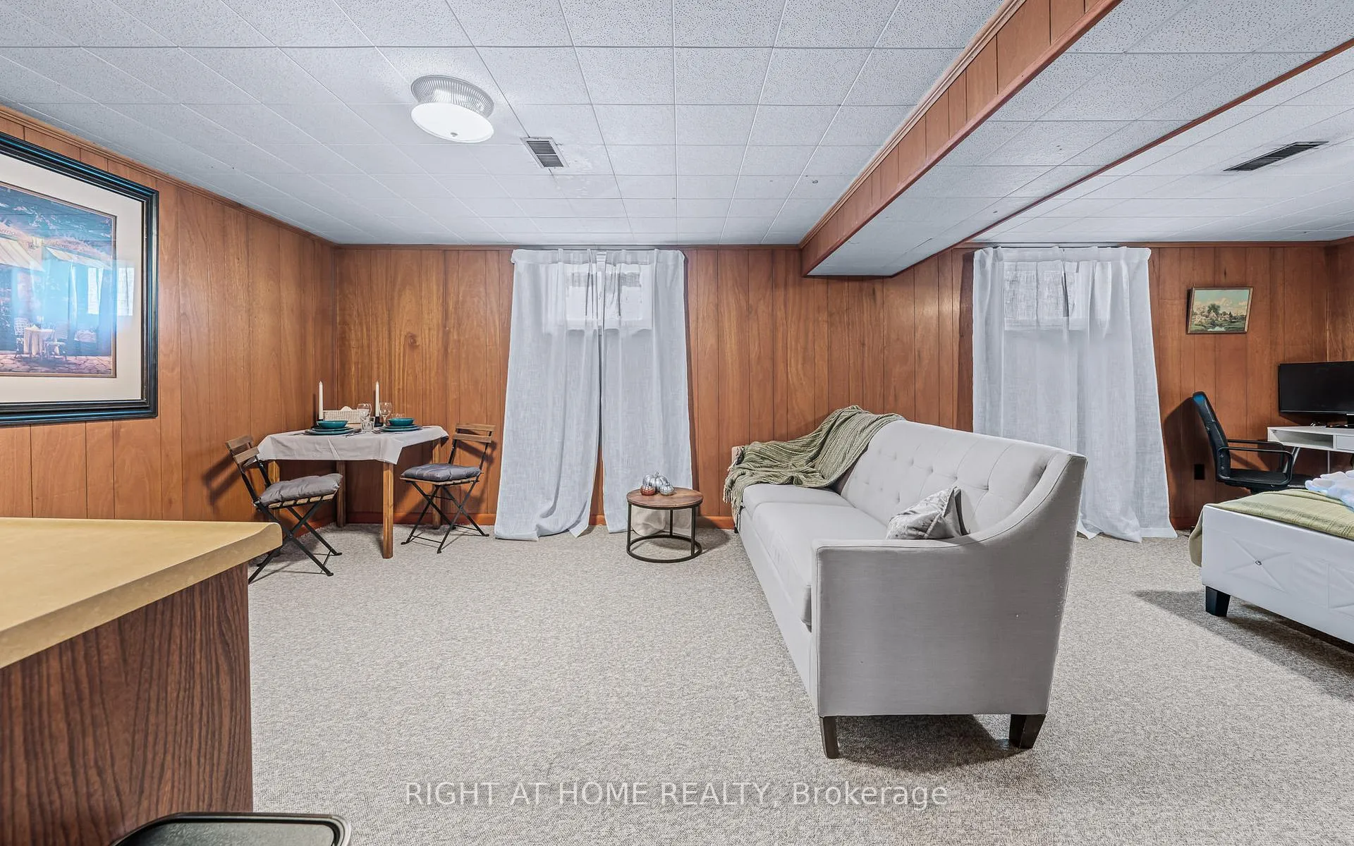 Photo 22 of 98 Yorkview Drive, Etobicoke, Stonegate-Queensway — HOMEH