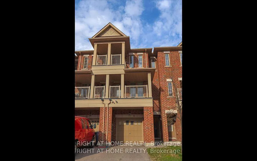 Front of Unit Upper, 11 Telegraph Street