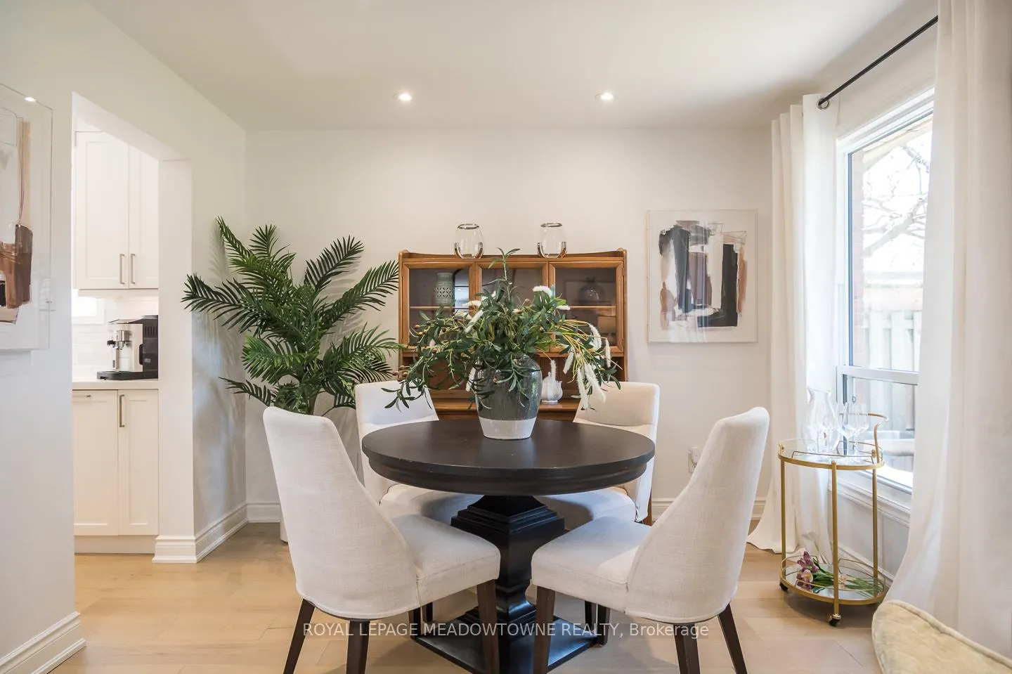 Photo 9 of 517 Beaver Court, Milton, Timberlea — HOMEH