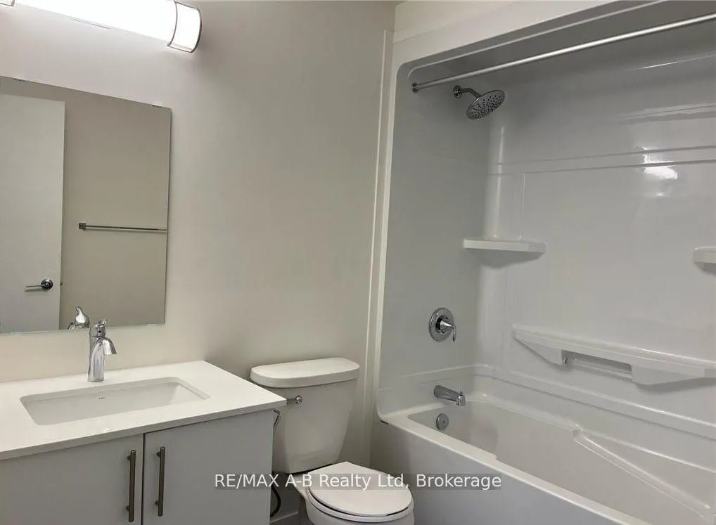 Photo 10 of Unit 1411, 128 King Street N, Waterloo, Downtown Waterloo — HOMEH