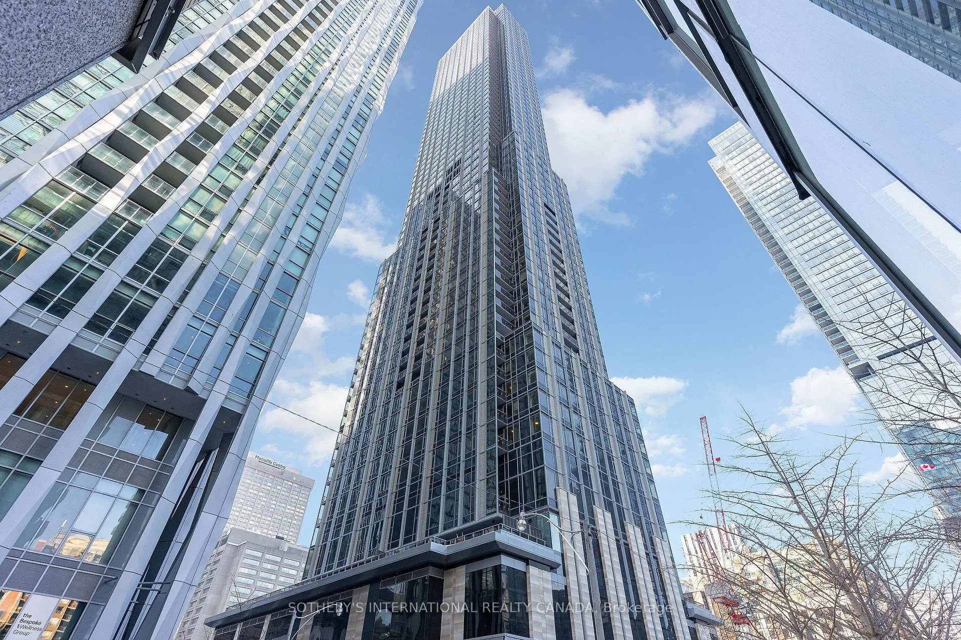 Front of Unit 1111, 11 Yorkville Avenue