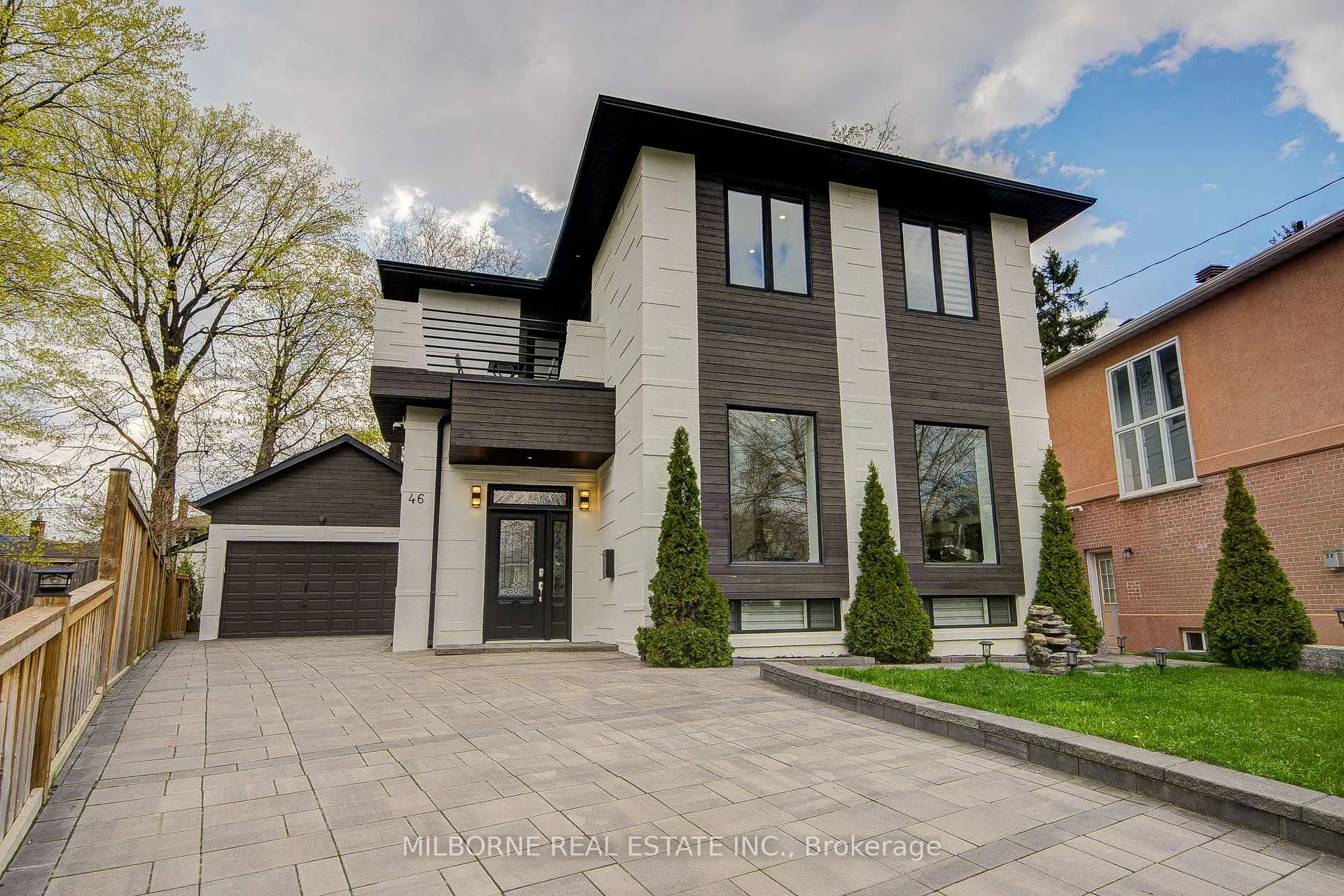 Photo 2 of 46 Ashfield Drive, Etobicoke, Eringate-Centennial-West Deane — HOMEH