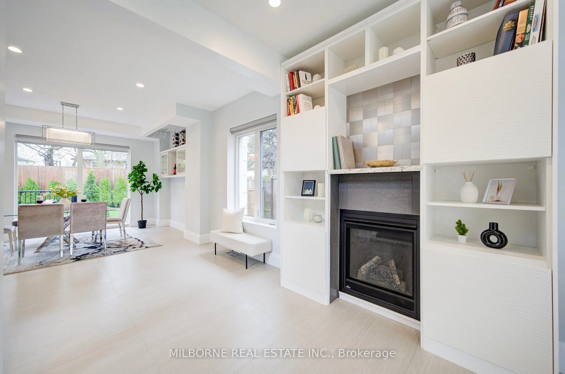 Photo 8 of 46 Ashfield Drive, Etobicoke, Eringate-Centennial-West Deane — HOMEH