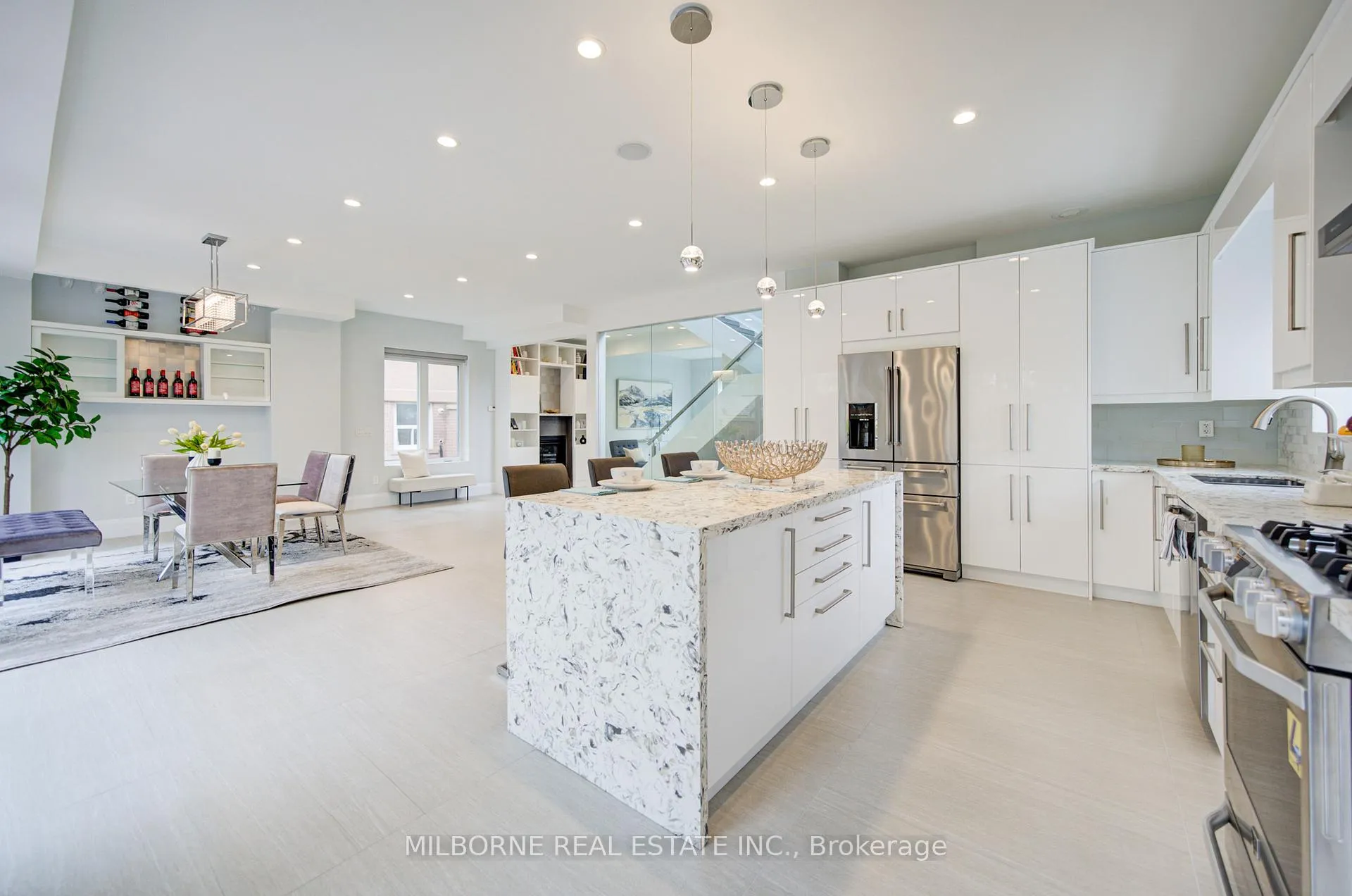 Photo 13 of 46 Ashfield Drive, Etobicoke, Eringate-Centennial-West Deane — HOMEH