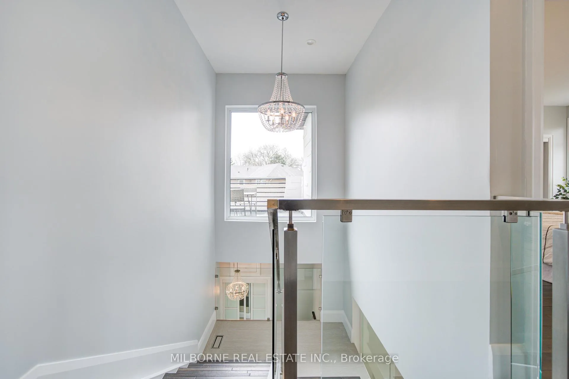 Photo 17 of 46 Ashfield Drive, Etobicoke, Eringate-Centennial-West Deane — HOMEH