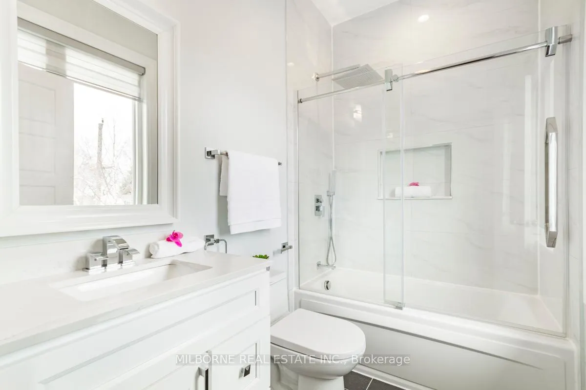 Photo 29 of 46 Ashfield Drive, Etobicoke, Eringate-Centennial-West Deane — HOMEH
