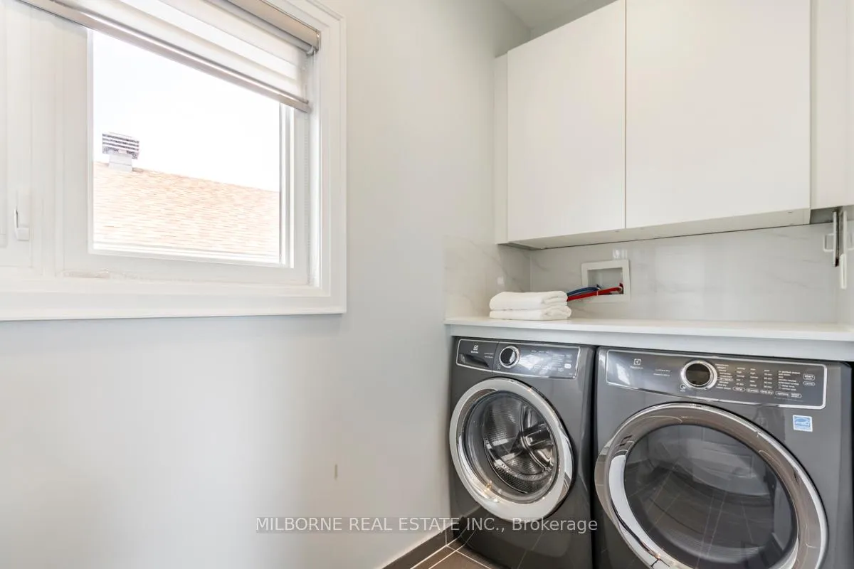 Photo 38 of 46 Ashfield Drive, Etobicoke, Eringate-Centennial-West Deane — HOMEH