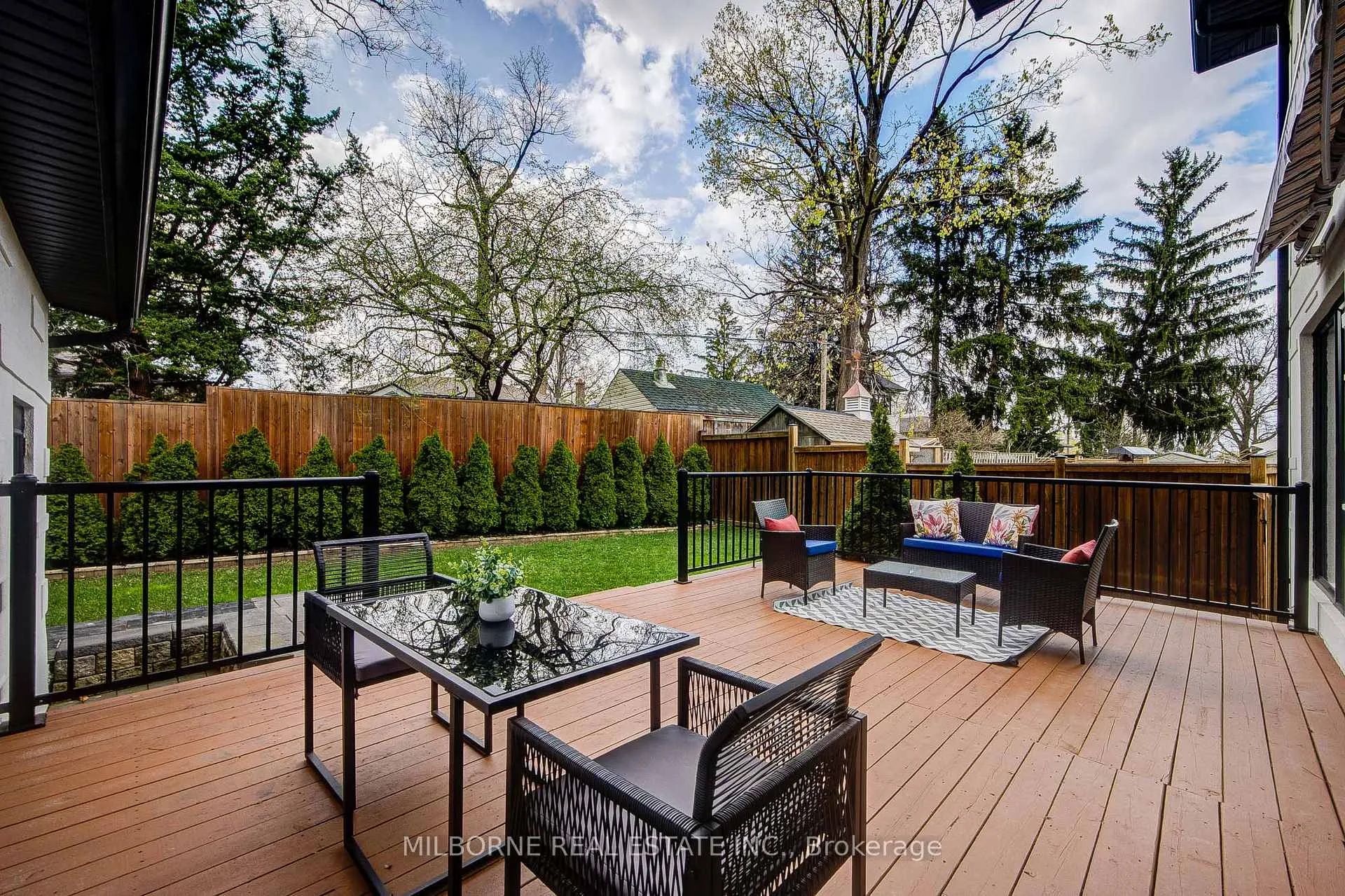 Photo 44 of 46 Ashfield Drive, Etobicoke, Eringate-Centennial-West Deane — HOMEH