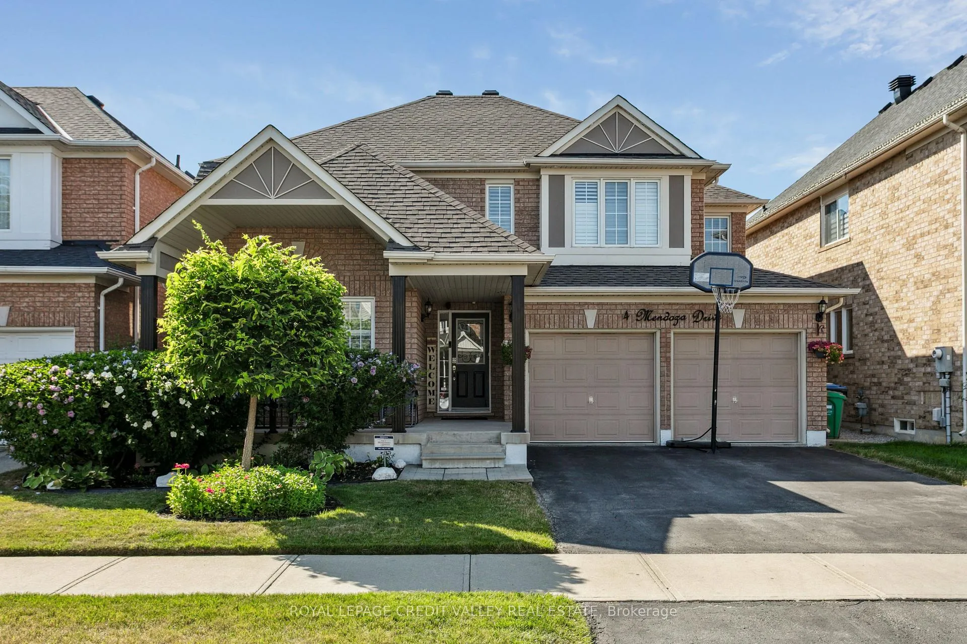 Photo 1 of 4 Mendoza Drive, Brampton, Fletcher's Meadow — HOMEH