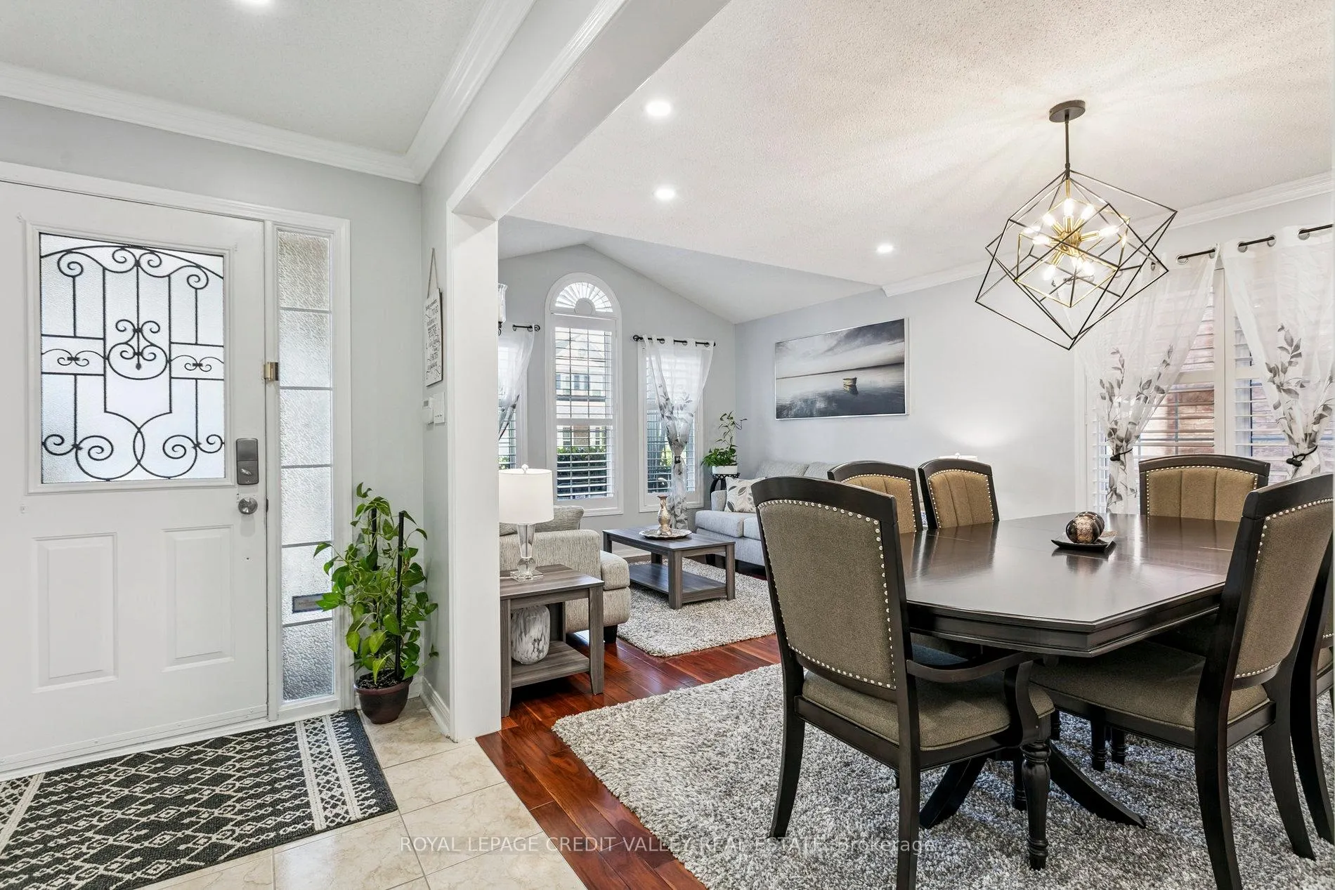 Photo 4 of 4 Mendoza Drive, Brampton, Fletcher's Meadow — HOMEH