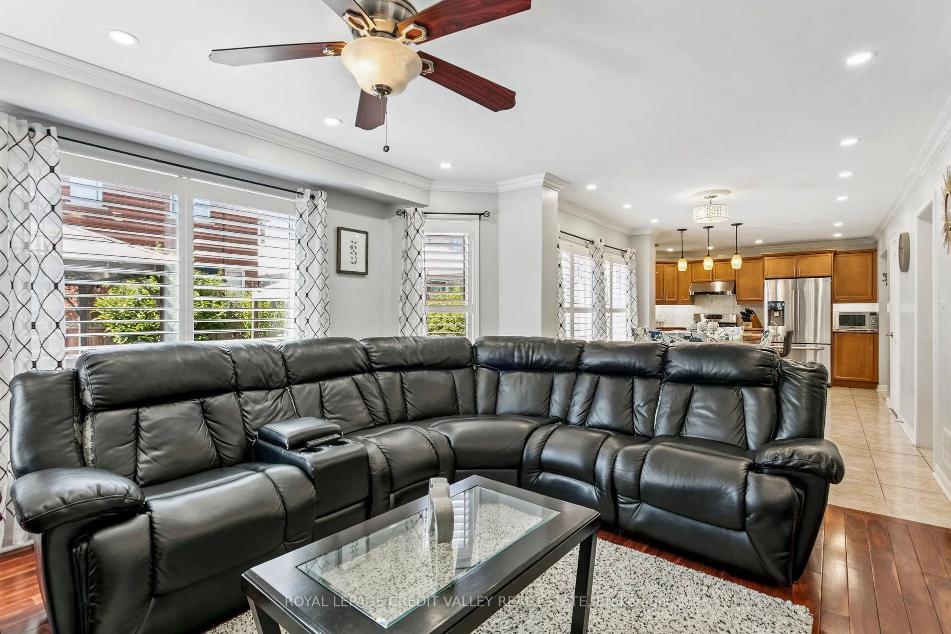 Photo 13 of 4 Mendoza Drive, Brampton, Fletcher's Meadow — HOMEH