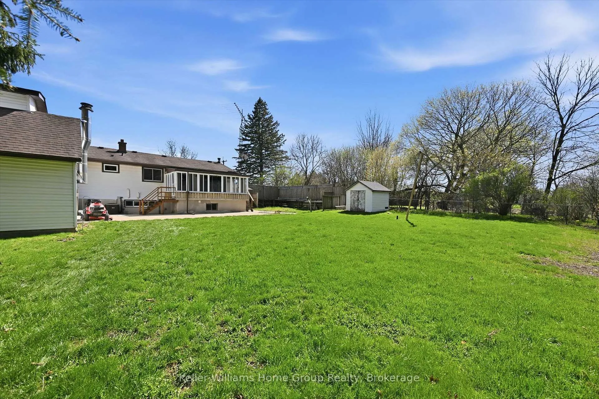 Photo 3 of 1233 5 Highway W, Hamilton, Rural Flamborough — HOMEH