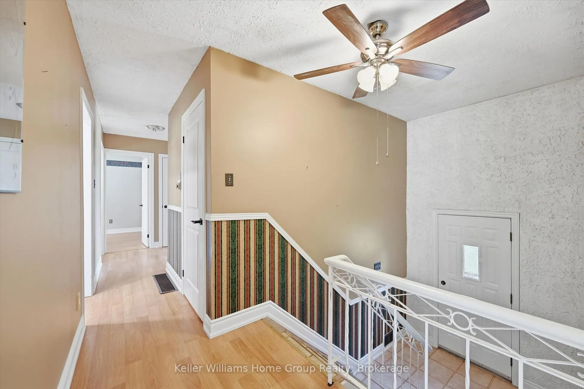 Photo 22 of 1233 5 Highway W, Hamilton, Rural Flamborough — HOMEH