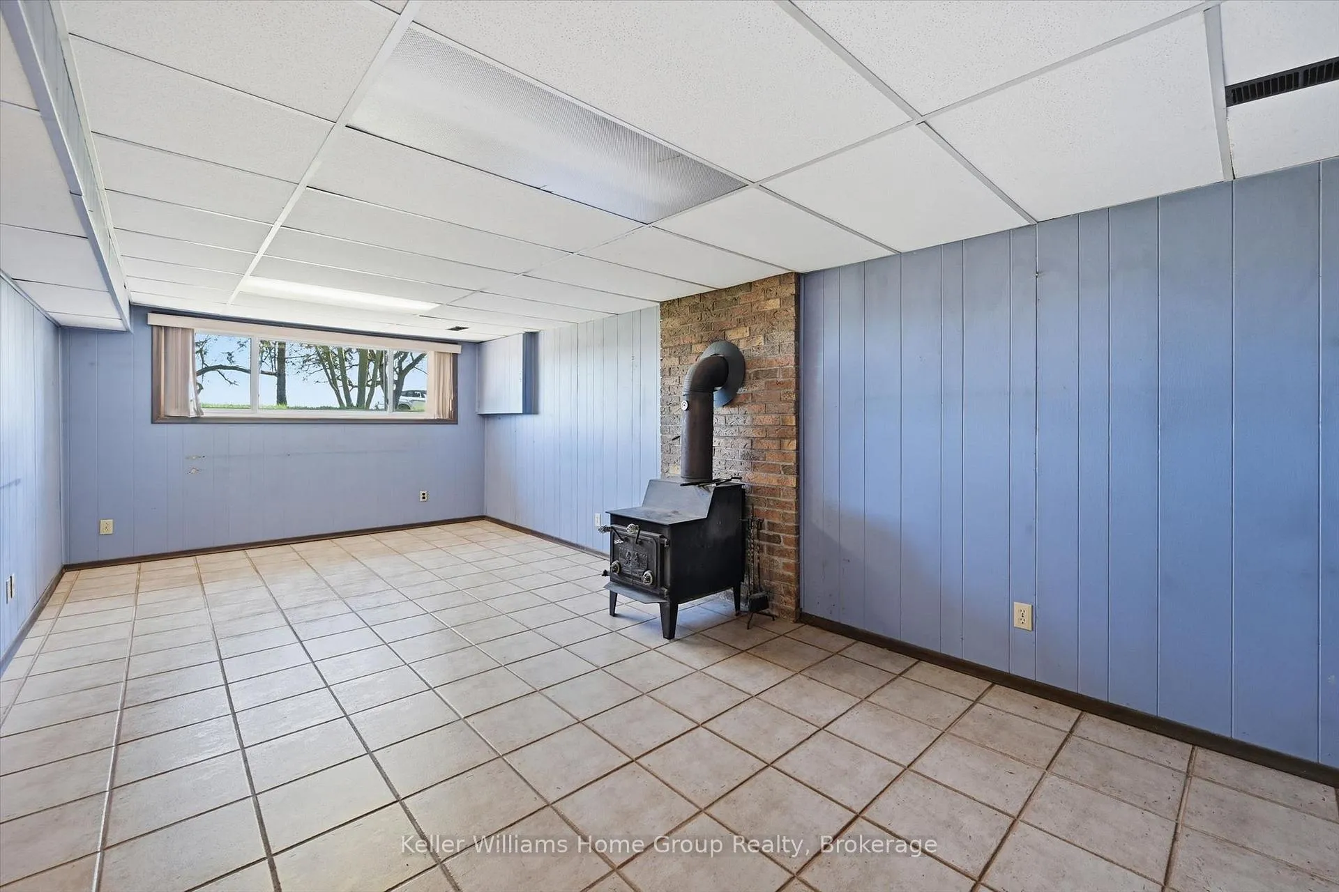 Photo 24 of 1233 5 Highway W, Hamilton, Rural Flamborough — HOMEH