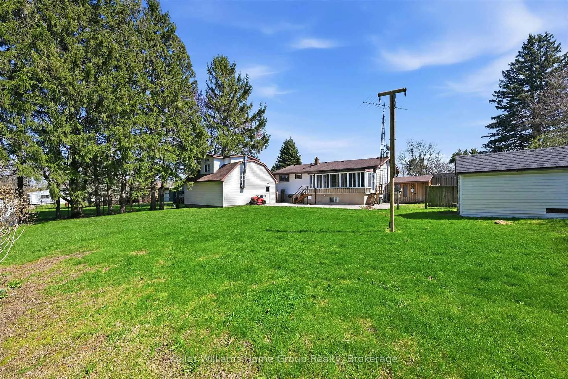 Photo 34 of 1233 5 Highway W, Hamilton, Rural Flamborough — HOMEH