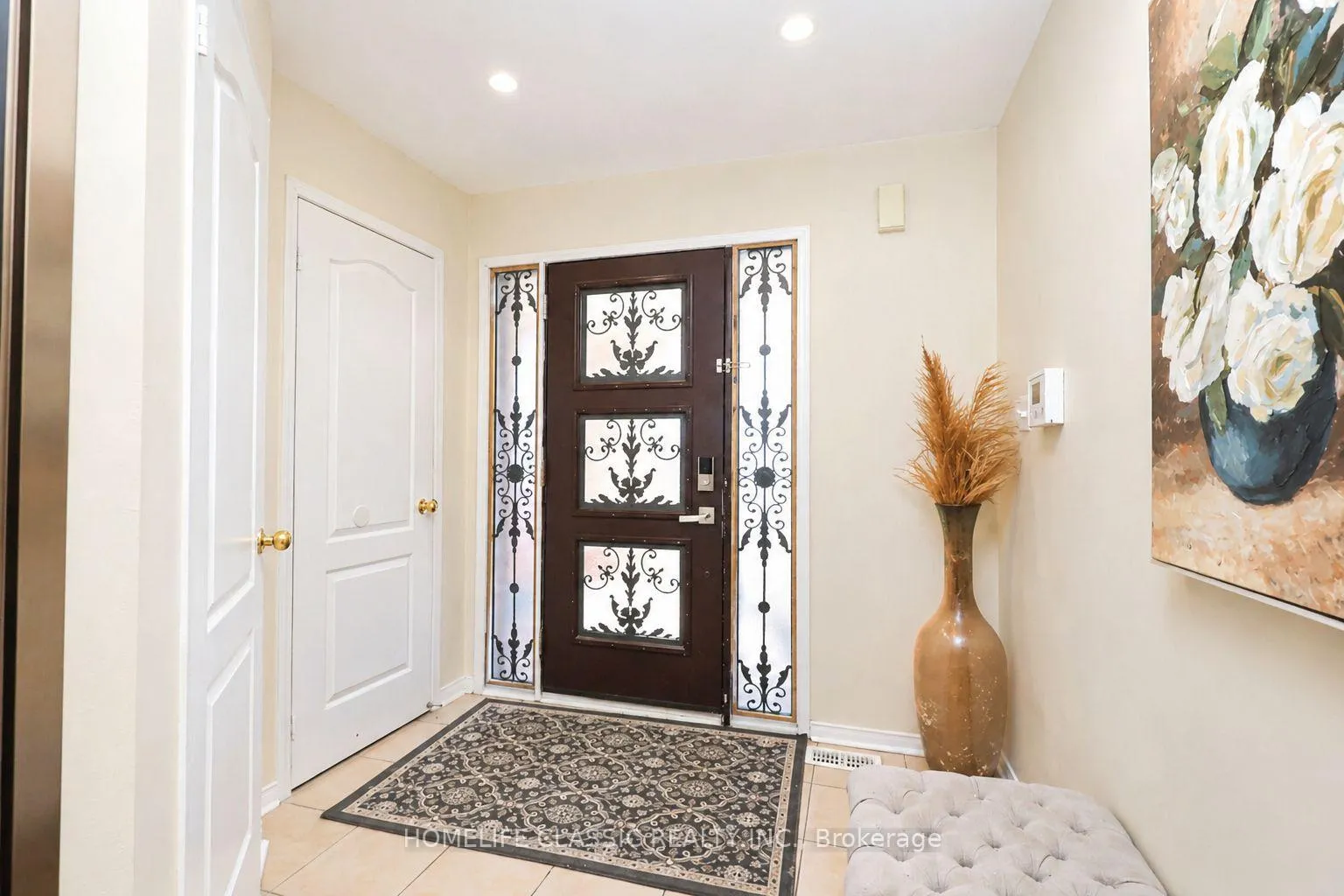 Photo 3 of 101 Botavia Downs Drive, Brampton, Fletcher's Meadow — HOMEH