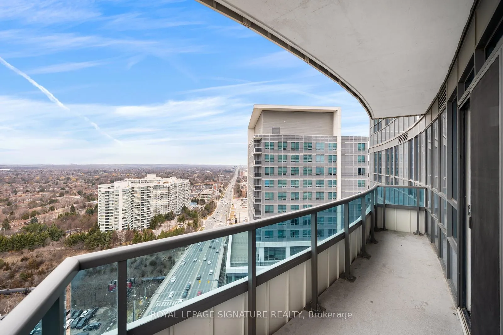 Photo 11 of Unit 2108, 7171 Yonge Street, Markham, Thornhill — HOMEH