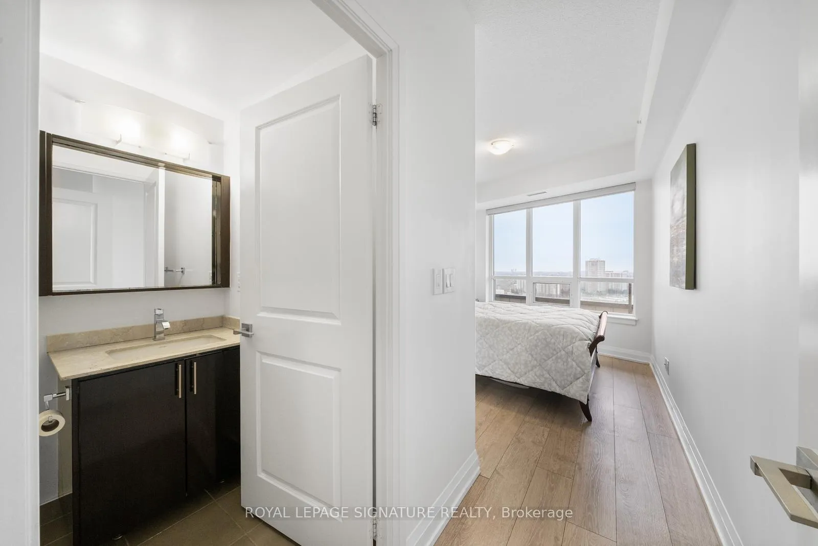 Photo 15 of Unit 2108, 7171 Yonge Street, Markham, Thornhill — HOMEH