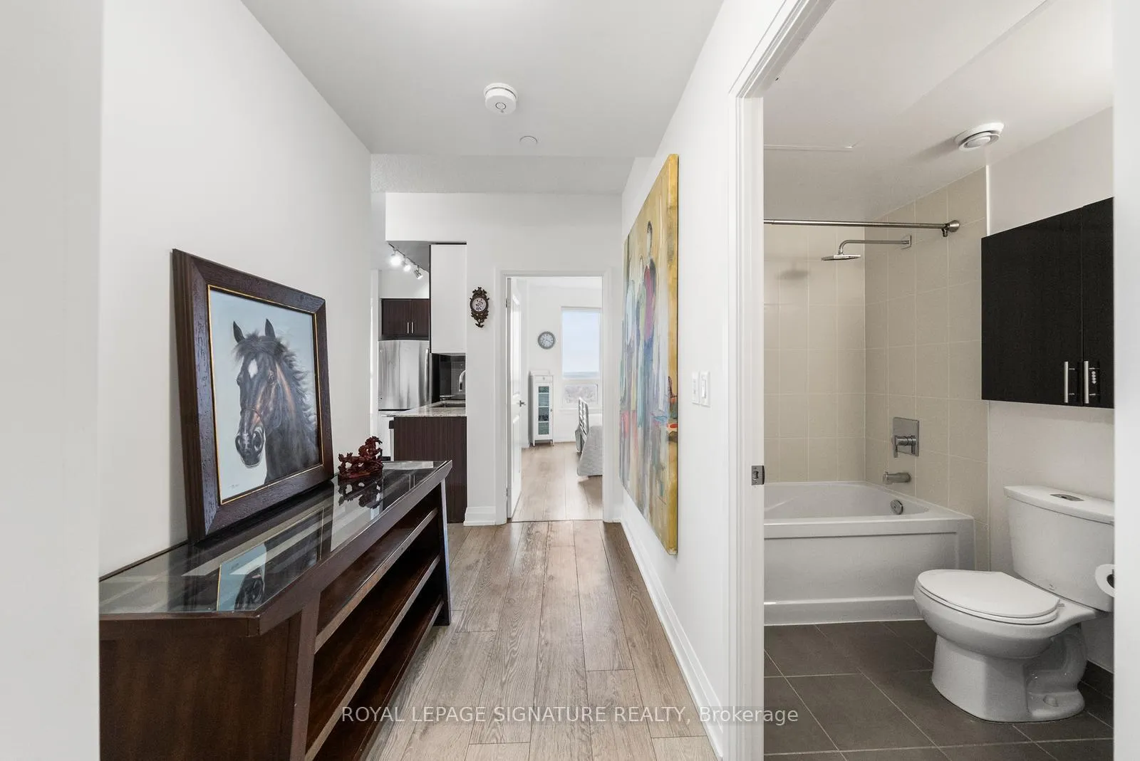 Photo 20 of Unit 2108, 7171 Yonge Street, Markham, Thornhill — HOMEH