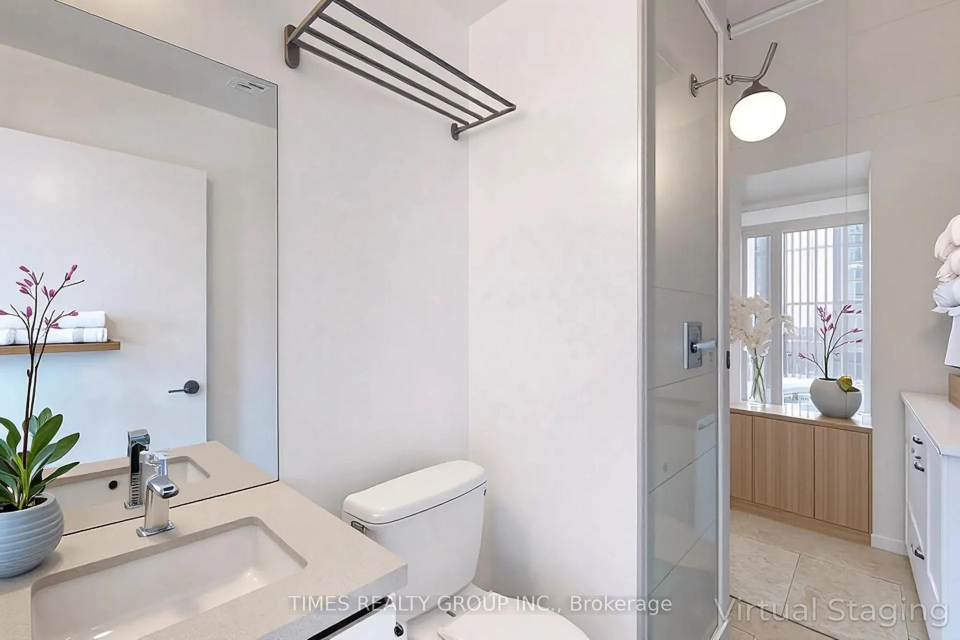 Photo 8 of Unit 1002, 8 Eglinton Avenue E, Toronto, Mount Pleasant West — HOMEH