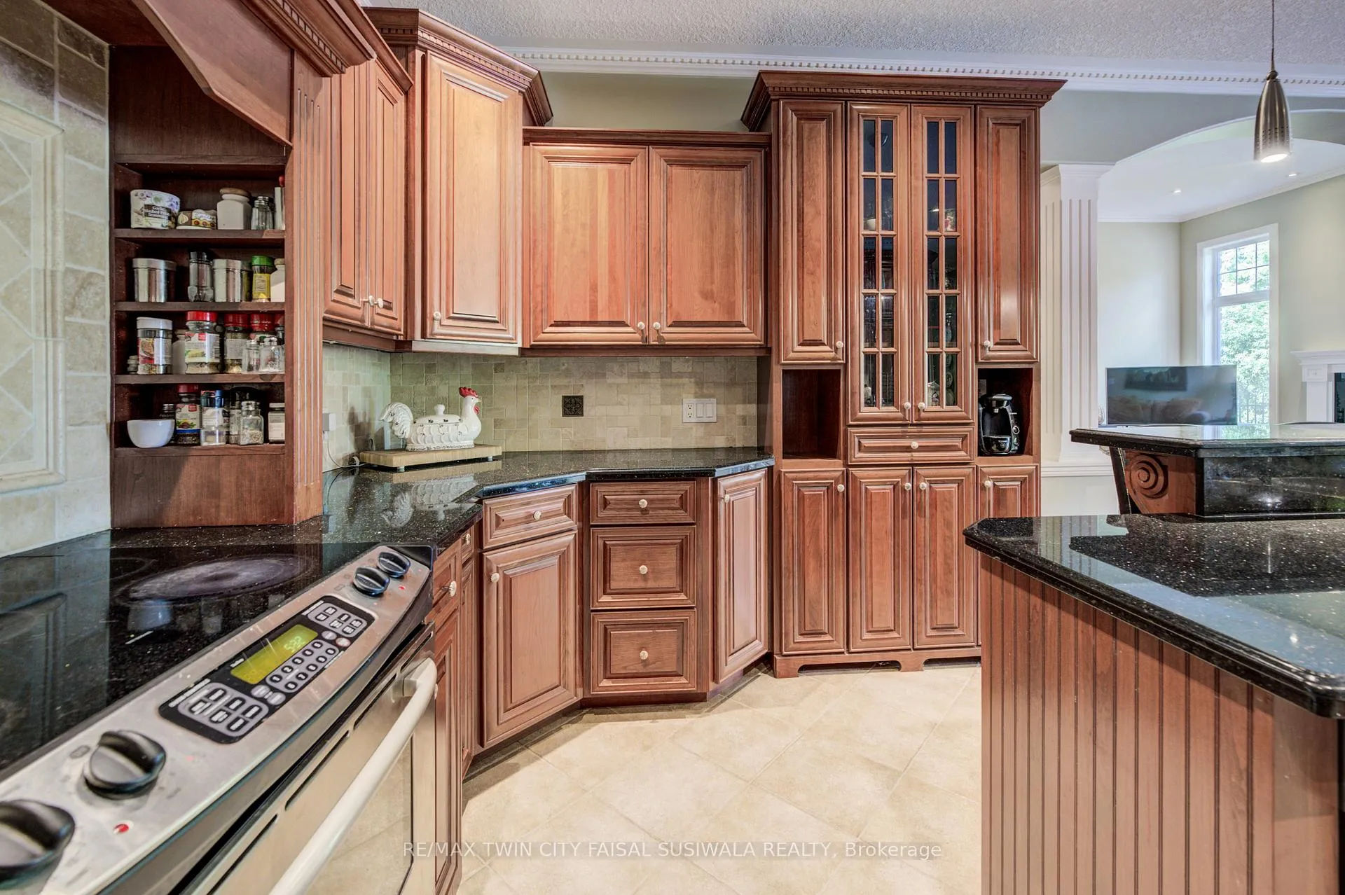 Photo 24 of 10 Eagle Ridge Court, Brant, Brantford Twp — HOMEH