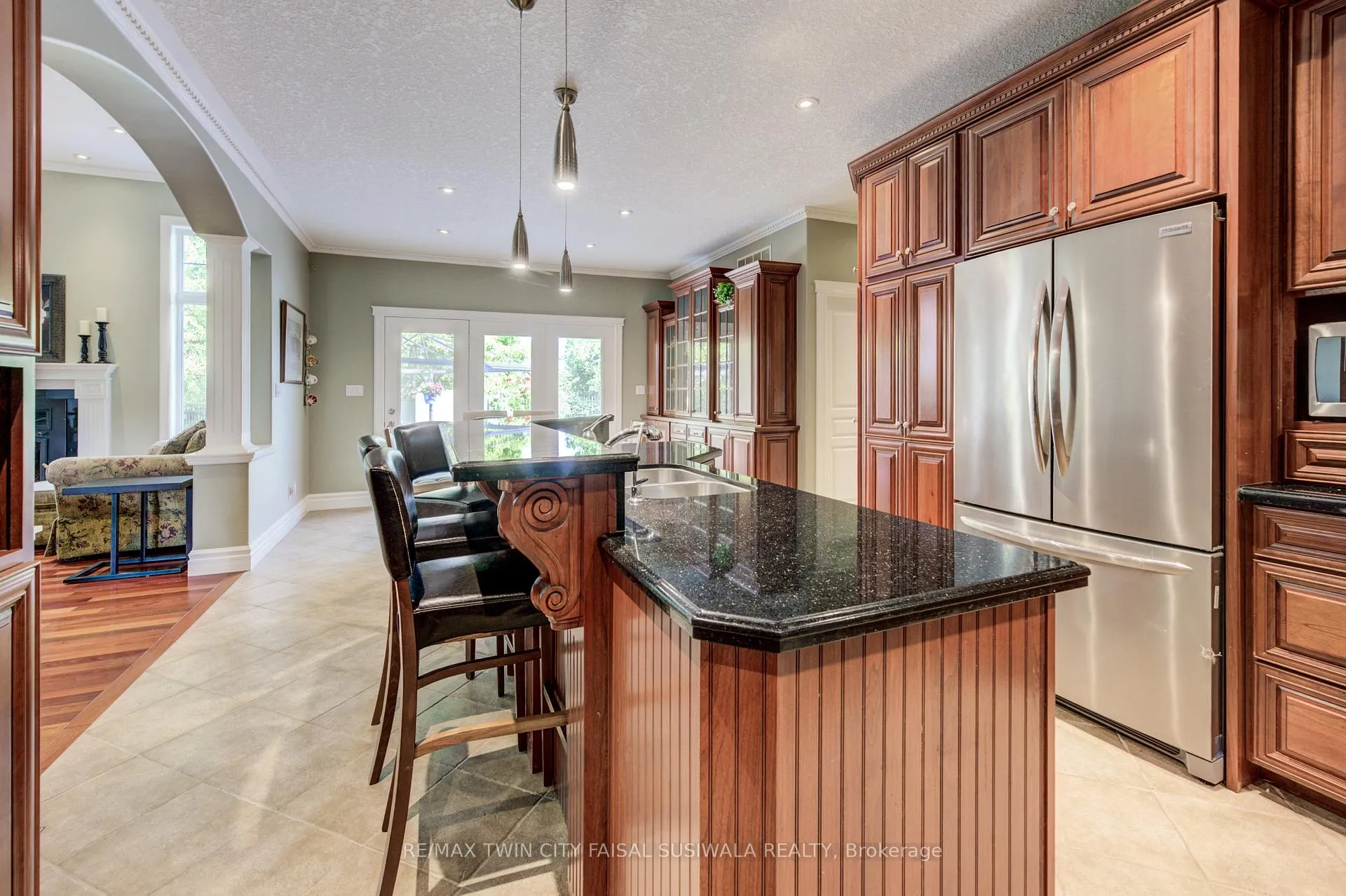 Photo 25 of 10 Eagle Ridge Court, Brant, Brantford Twp — HOMEH