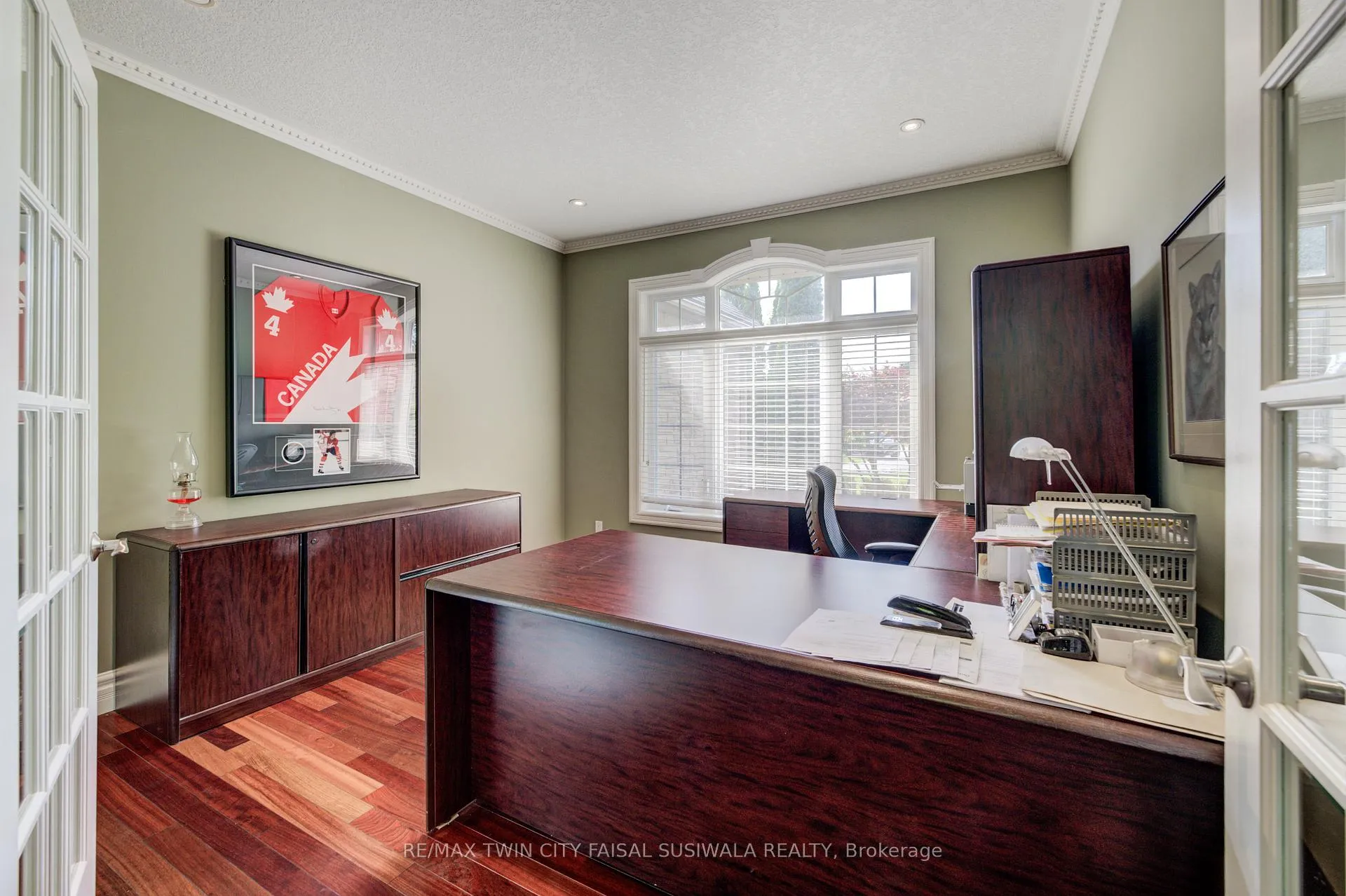 Photo 30 of 10 Eagle Ridge Court, Brant, Brantford Twp — HOMEH