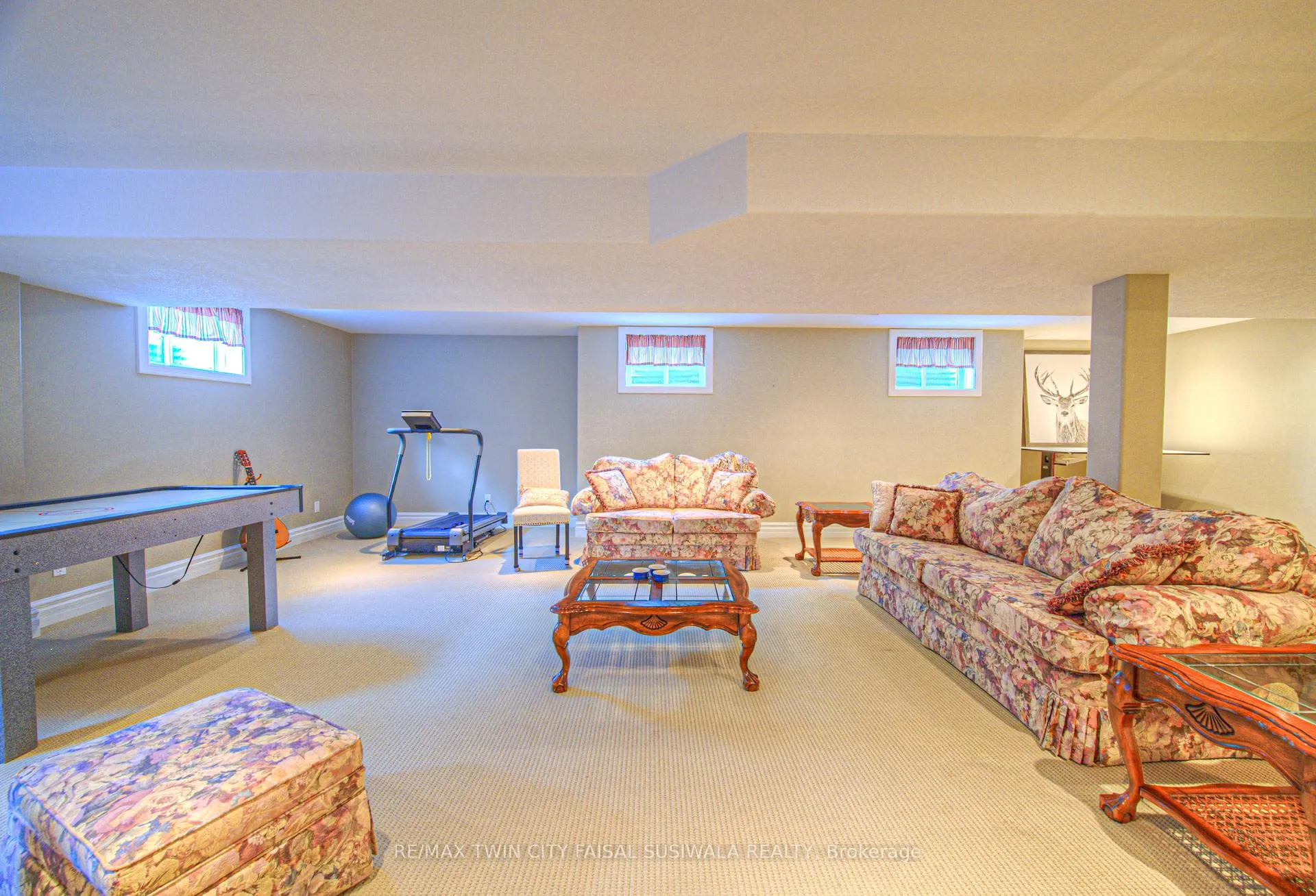 Photo 40 of 10 Eagle Ridge Court, Brant, Brantford Twp — HOMEH