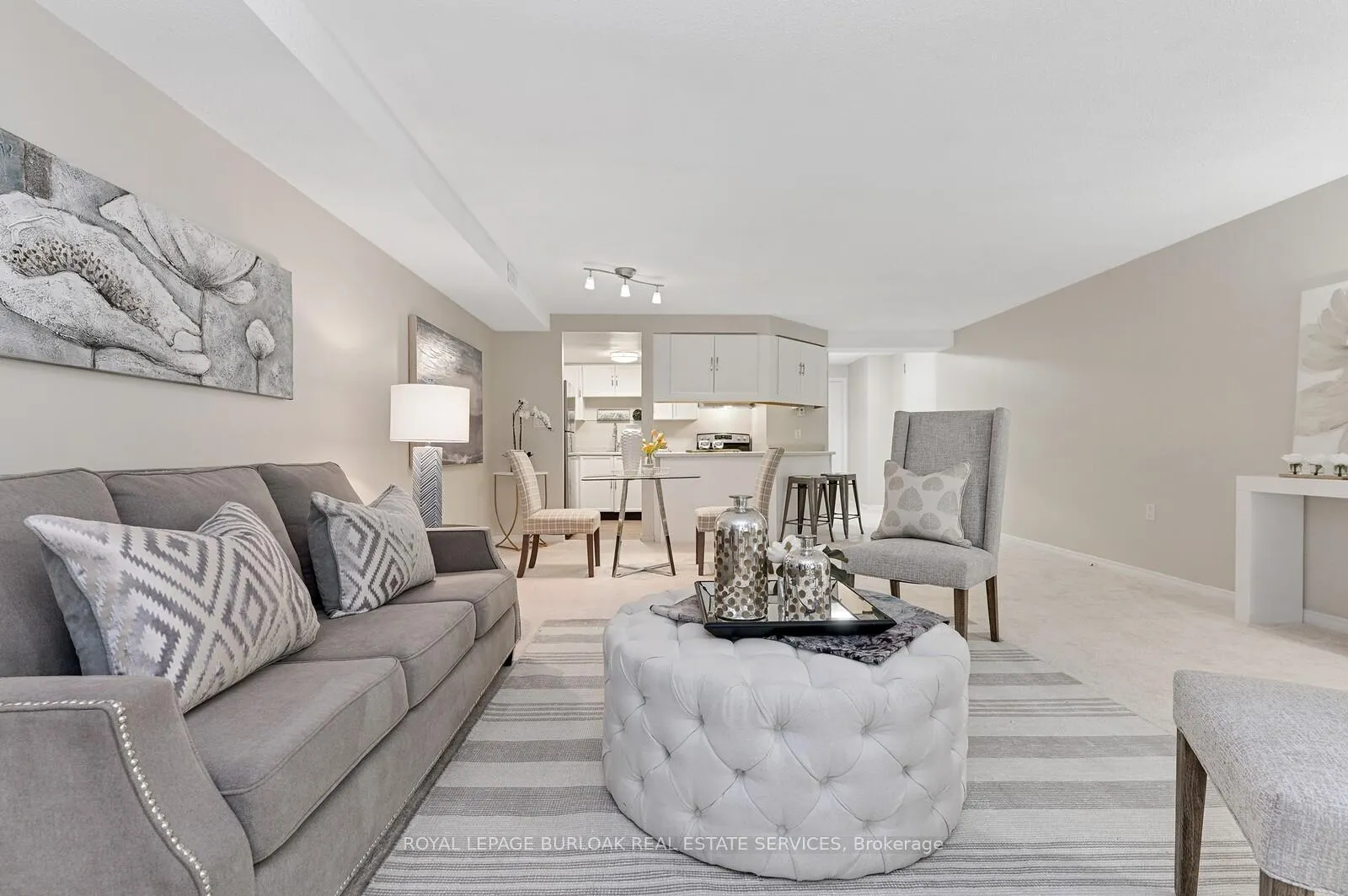 Photo 3 of Unit 212, 895 Maple Avenue, Burlington, Brant — HOMEH