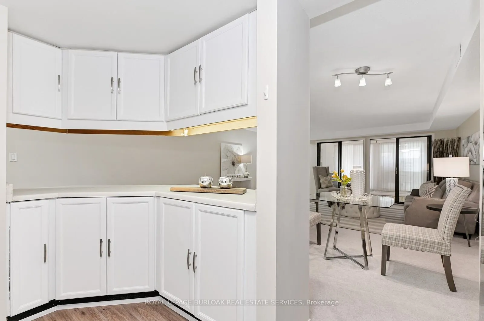 Photo 14 of Unit 212, 895 Maple Avenue, Burlington, Brant — HOMEH