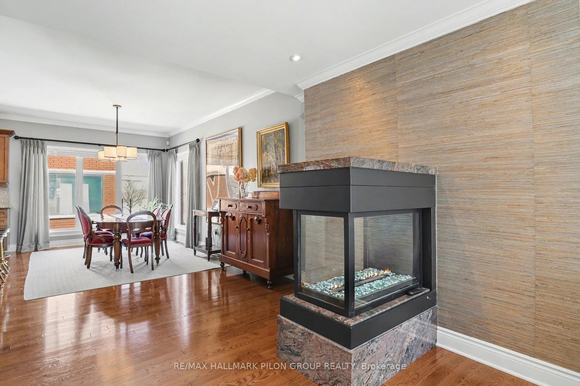 Photo 8 of 140 Connemara Private, Ottawa, Crystal Beach — HOMEH