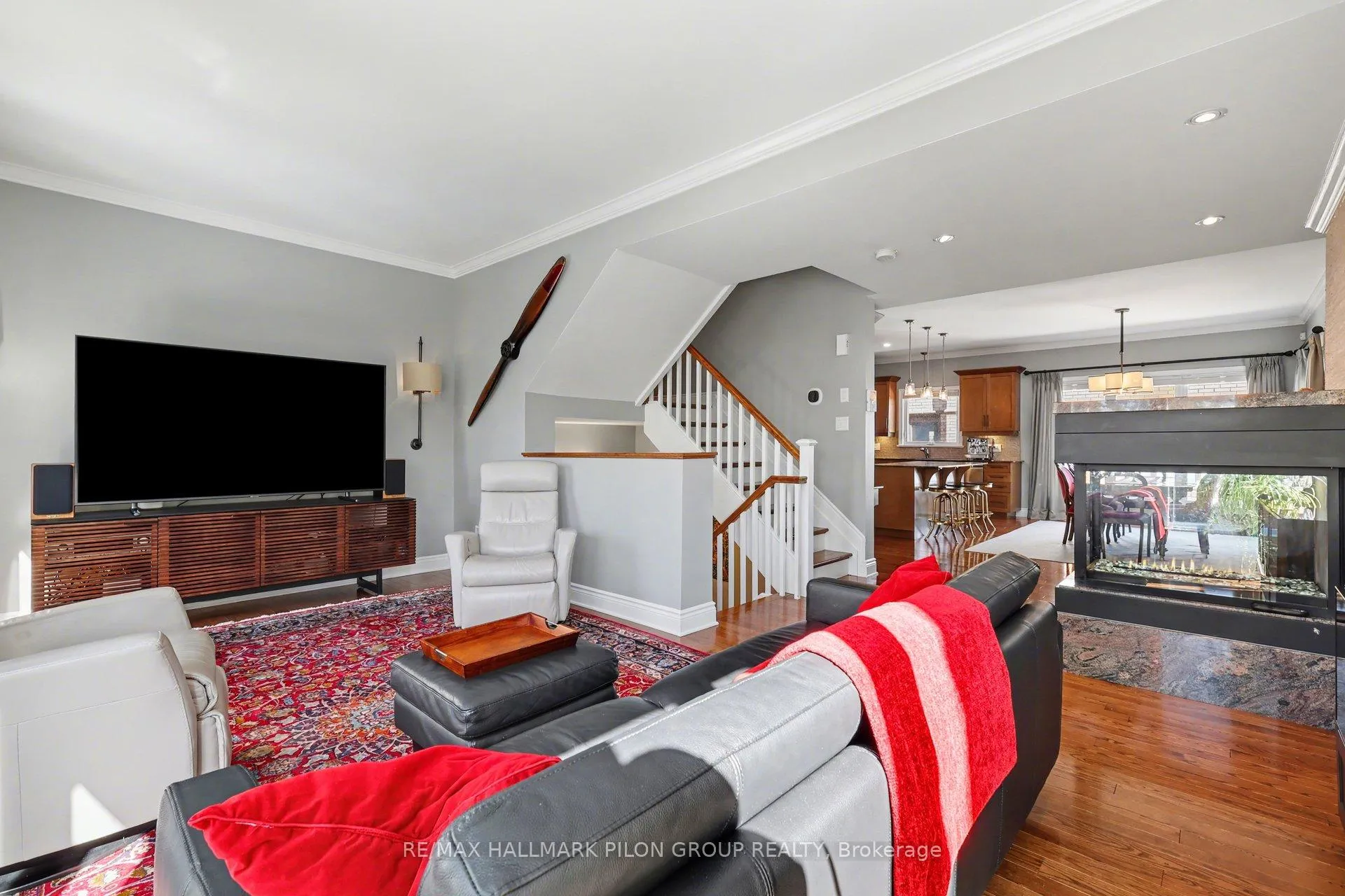 Photo 9 of 140 Connemara Private, Ottawa, Crystal Beach — HOMEH