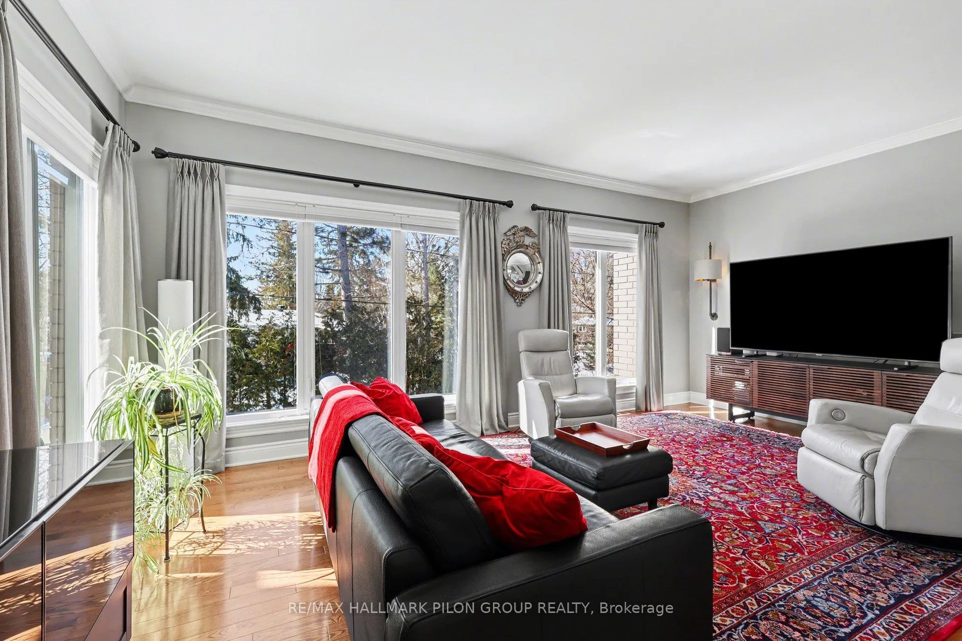 Photo 11 of 140 Connemara Private, Ottawa, Crystal Beach — HOMEH