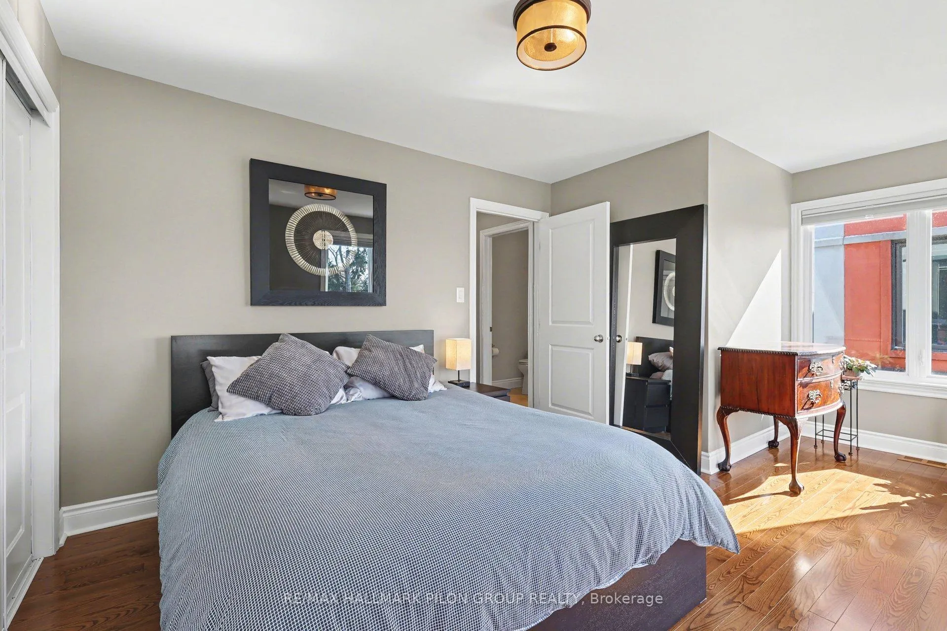 Photo 16 of 140 Connemara Private, Ottawa, Crystal Beach — HOMEH