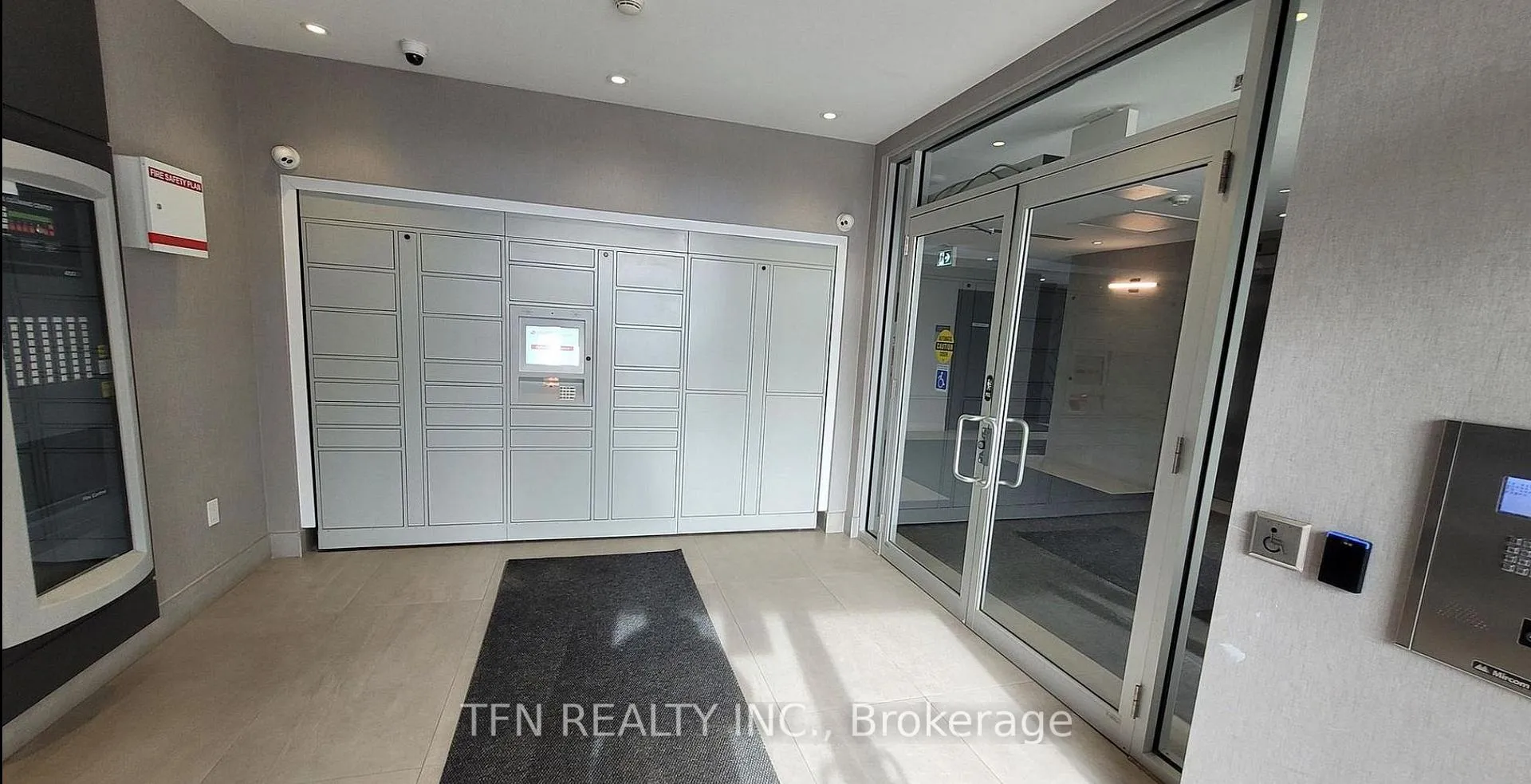Photo 4 of Unit 306, 200 Lagerfeld Drive, Brampton, Northwest Brampton — HOMEH