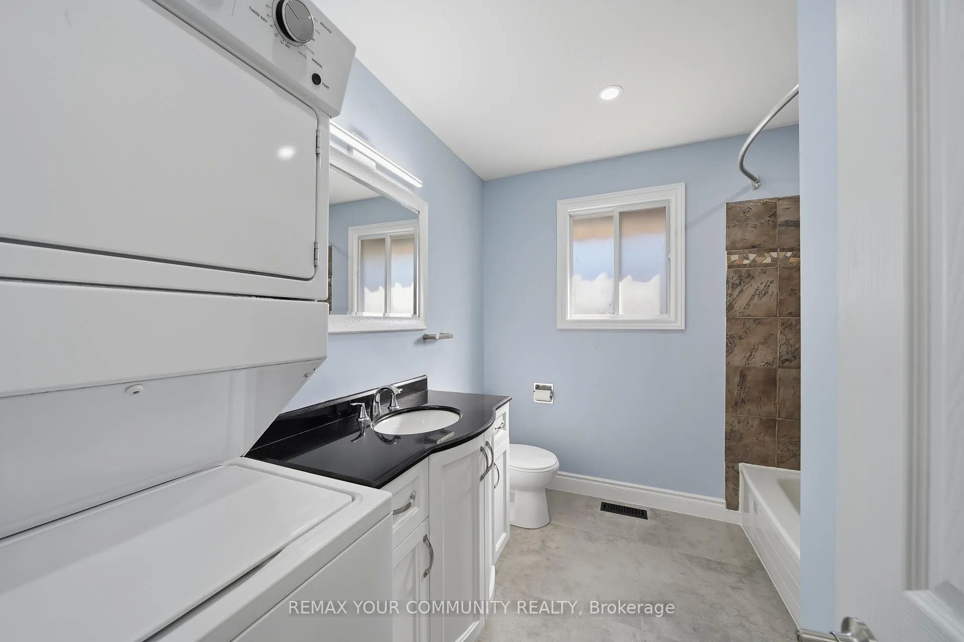 Photo 14 of Unit Main, 56 McConkey Place, Barrie, Allandale Heights — HOMEH