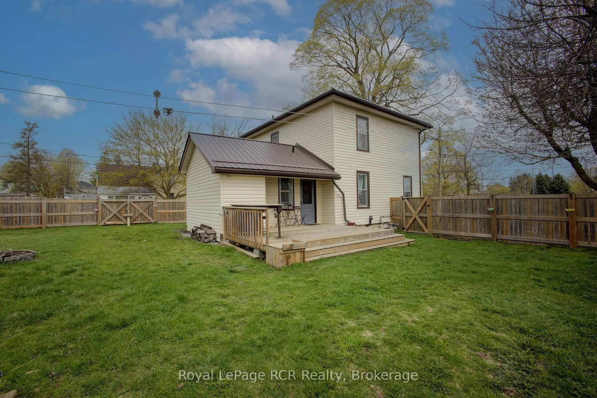 Photo 22 of 58 Mccutcheon Drive S, Huron East, Brussels — HOMEH