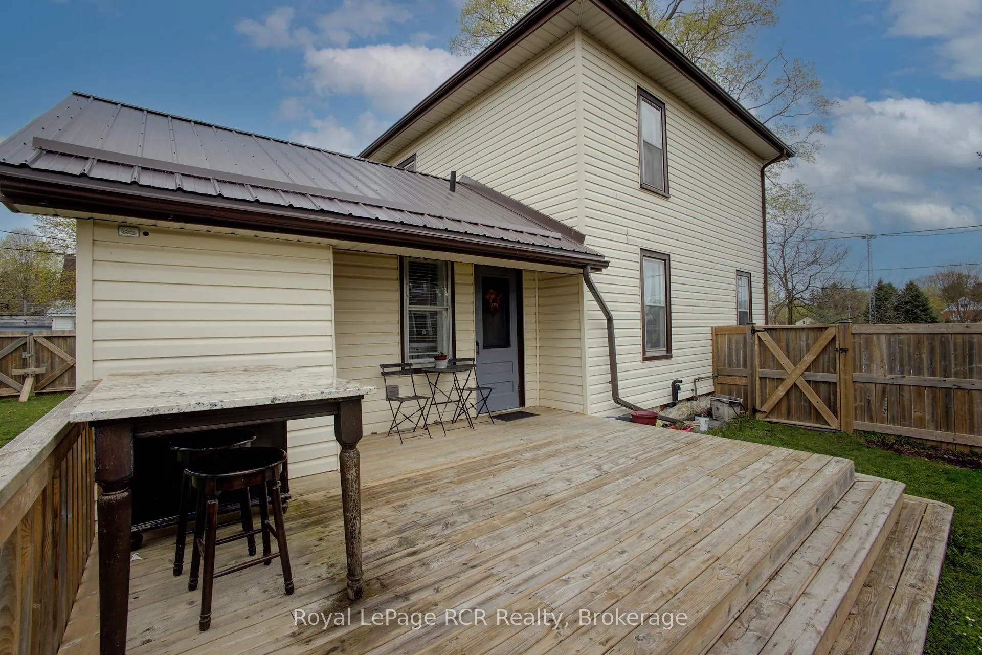 Photo 24 of 58 Mccutcheon Drive S, Huron East, Brussels — HOMEH