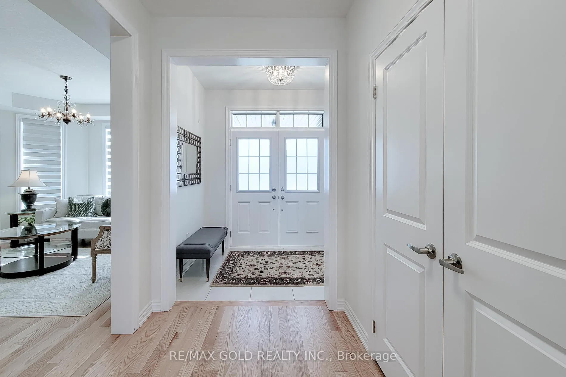 Photo 3 of 43 Mears Place, Brant, Paris — HOMEH